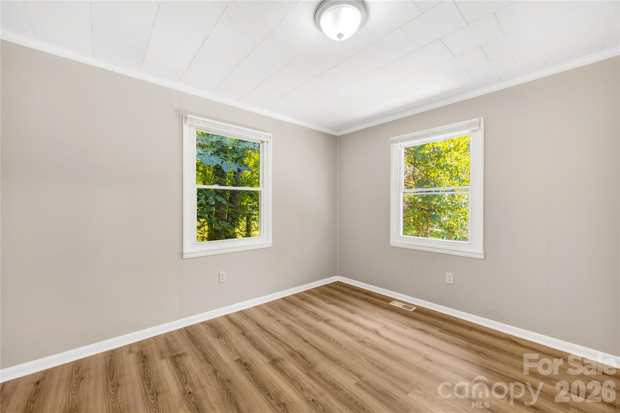 3635 2nd Avenue SW — Hickory
