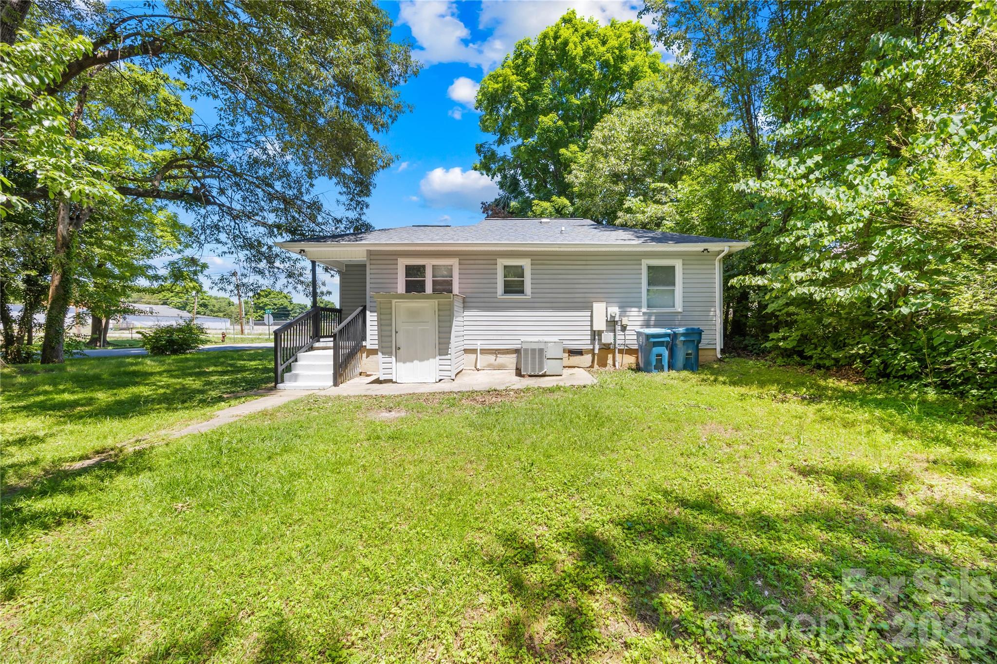 3635 2nd Avenue SW — Hickory