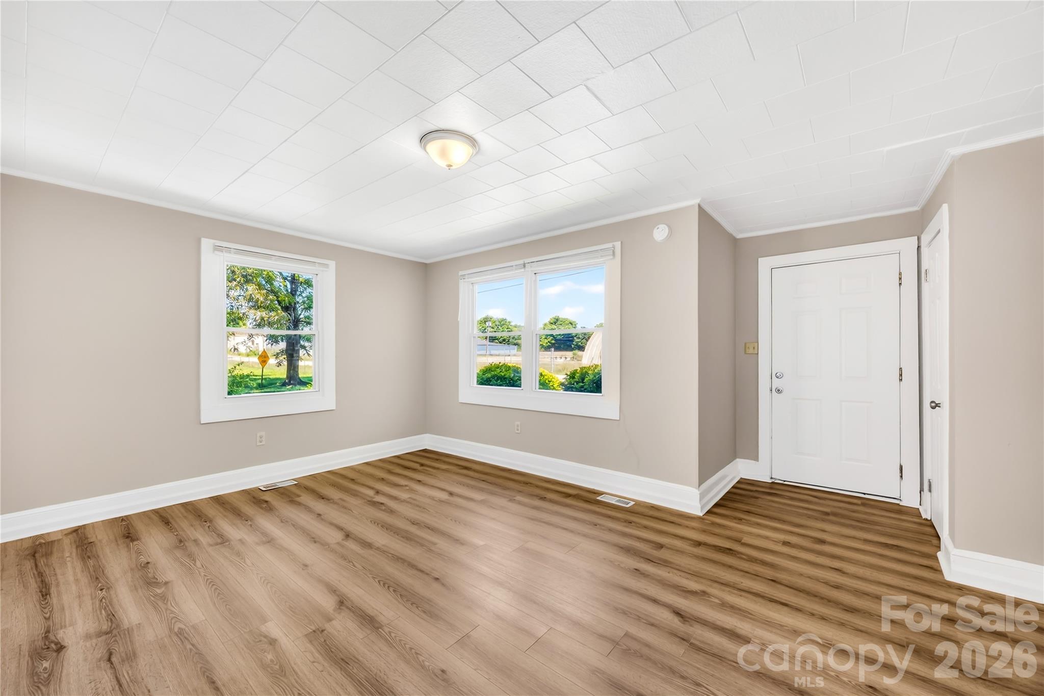 3635 2nd Avenue SW — Hickory