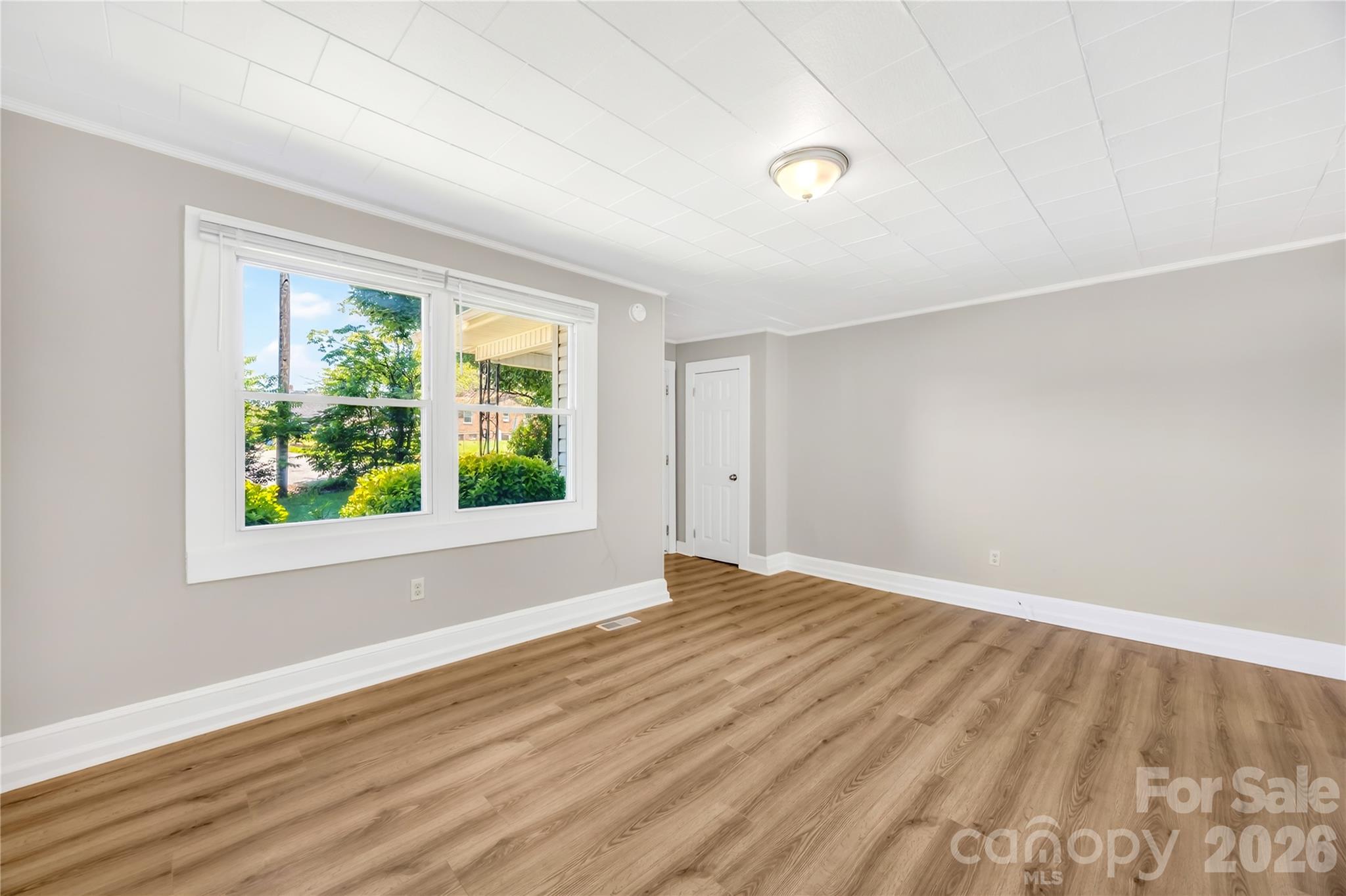 3635 2nd Avenue SW — Hickory