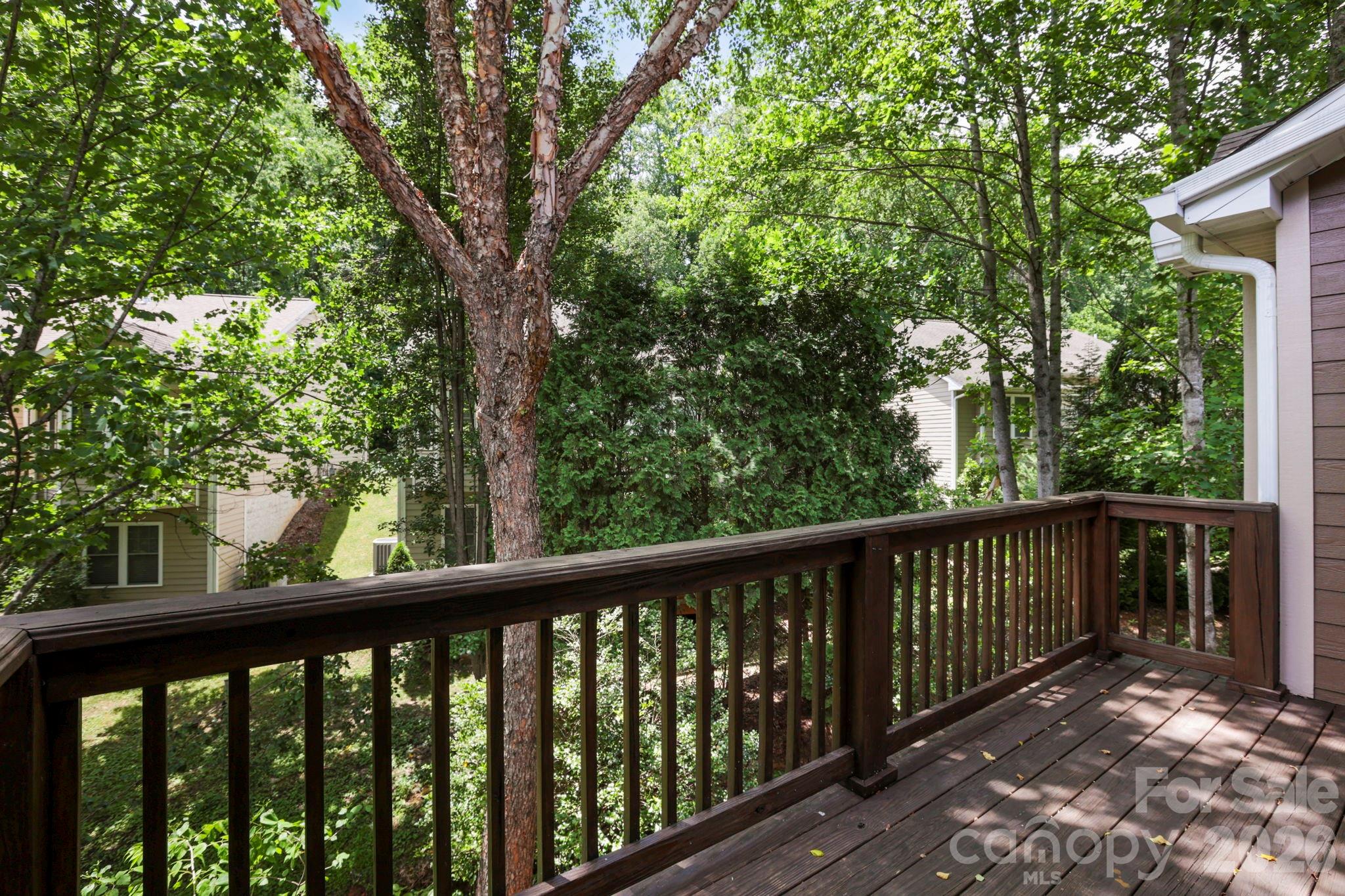 15 Kaylor Drive — Arden