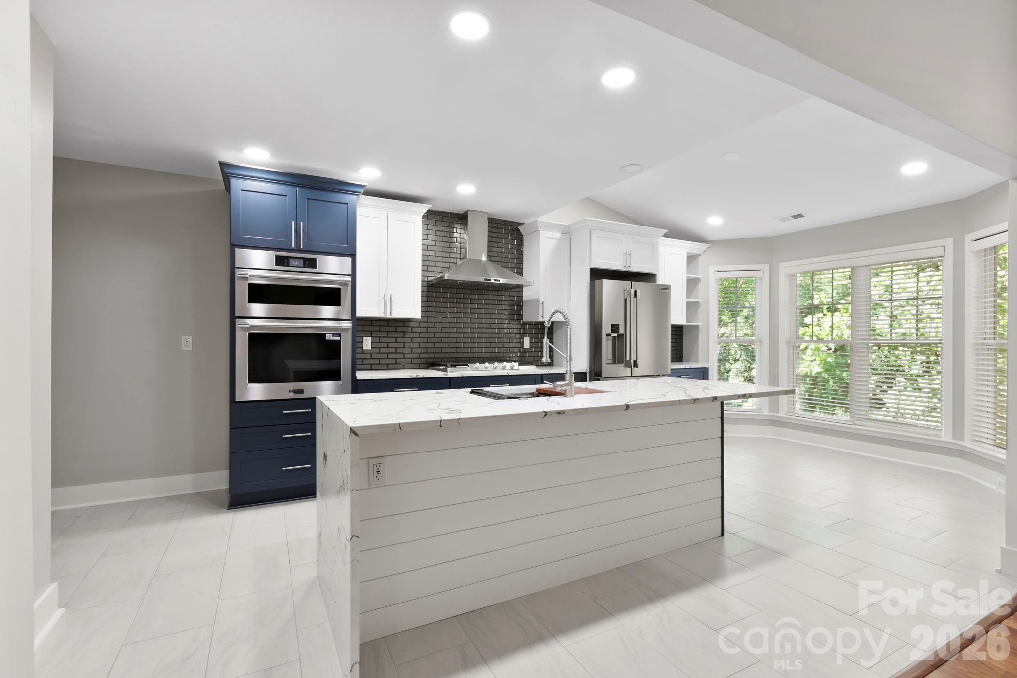 15 Kaylor Drive — Arden