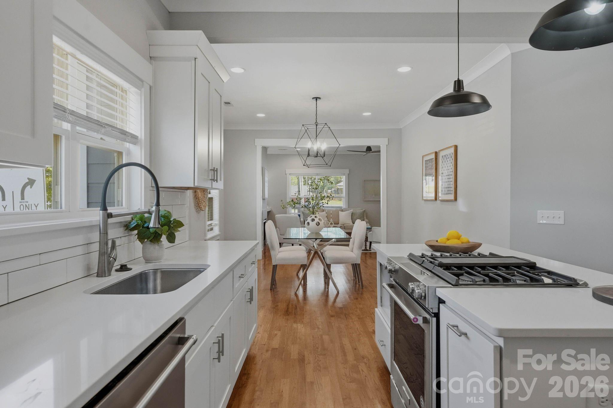 1416 Parkwood Avenue — Charlotte