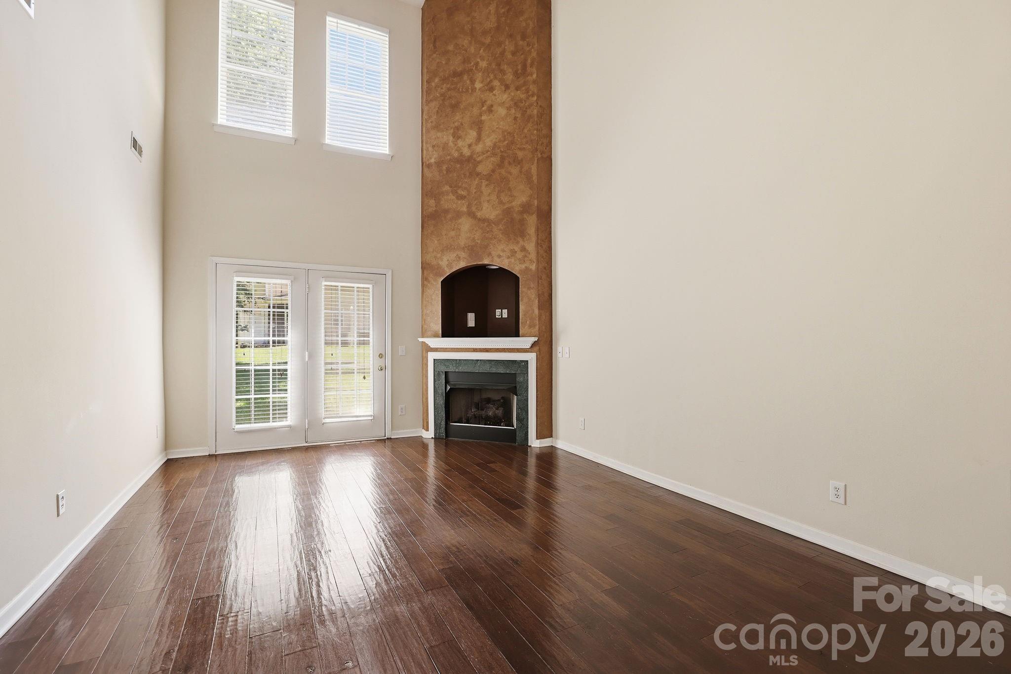 10781 Essex Hall Drive — Charlotte