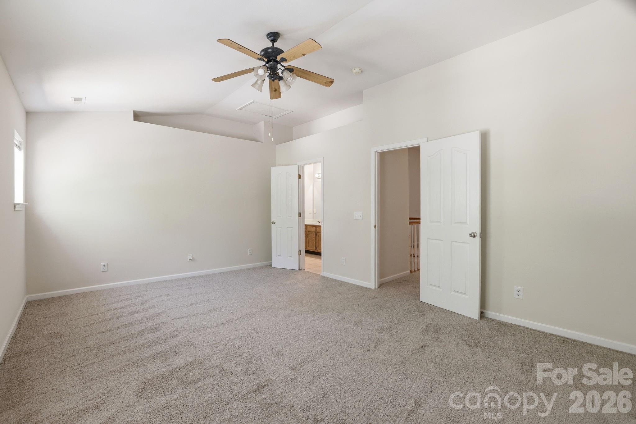 10781 Essex Hall Drive — Charlotte