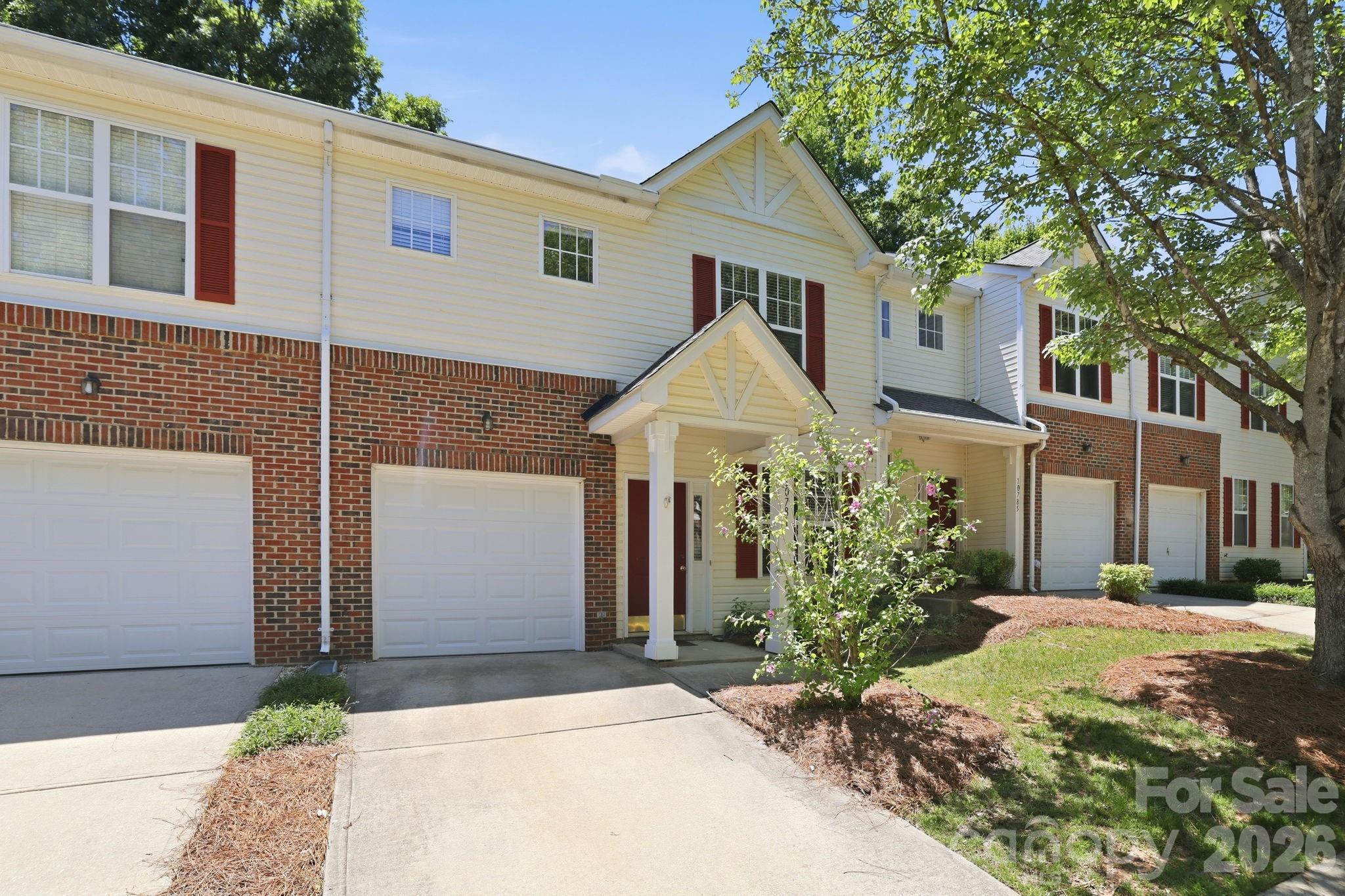 10781 Essex Hall Drive — Charlotte