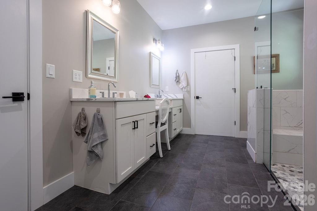 338 Fairview Forest Drive — Fairview