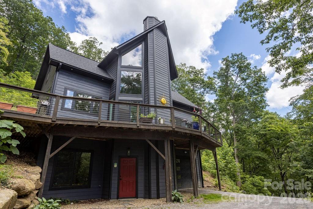 338 Fairview Forest Drive — Fairview