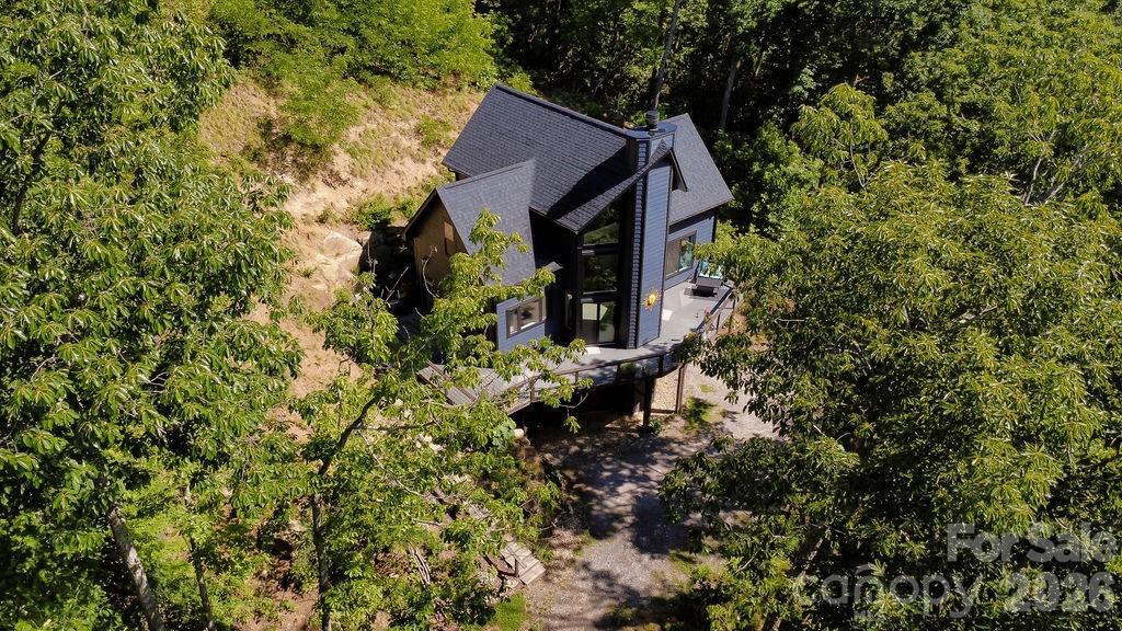 338 Fairview Forest Drive — Fairview