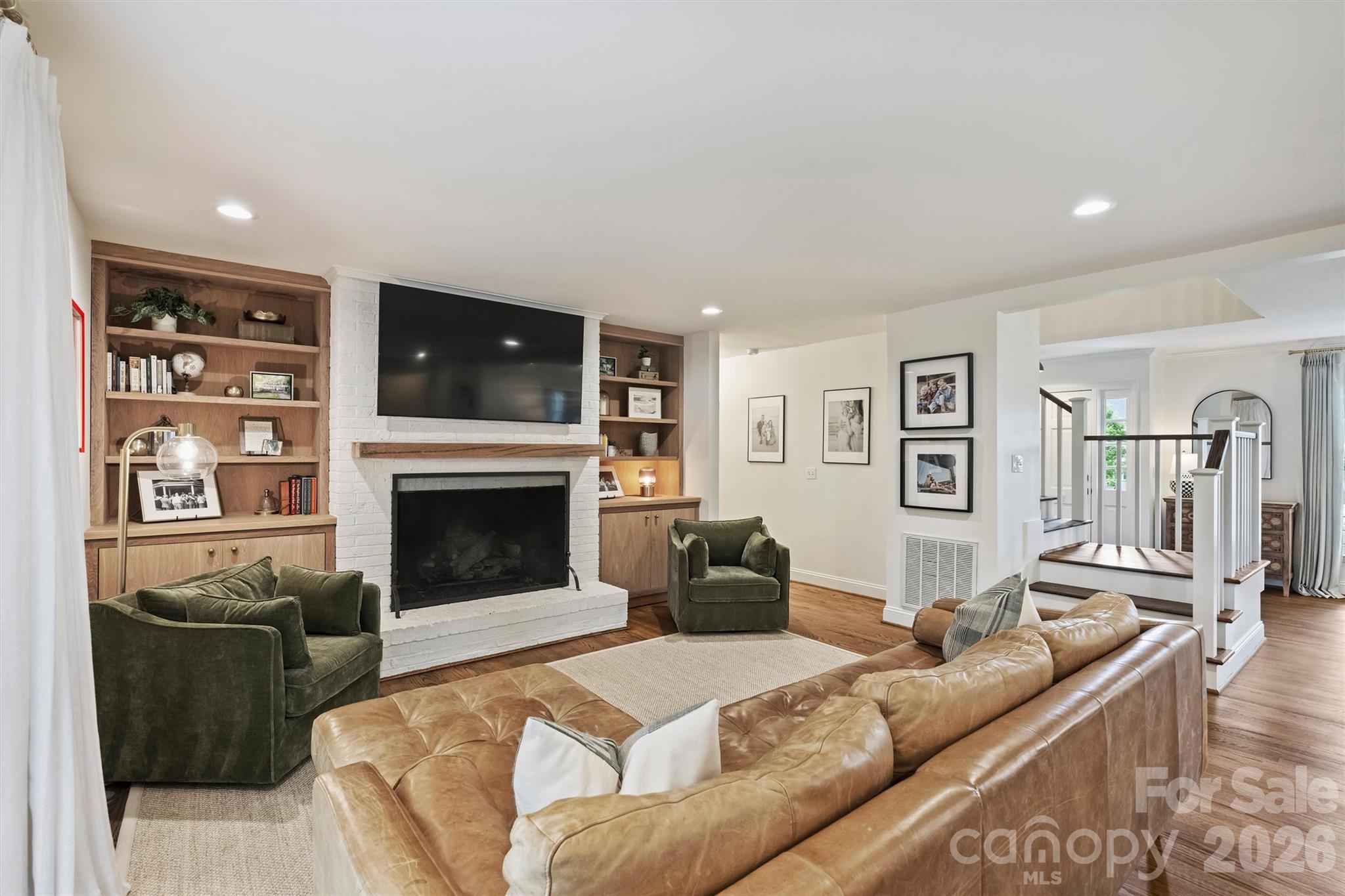 601 Lansdowne Road — Charlotte