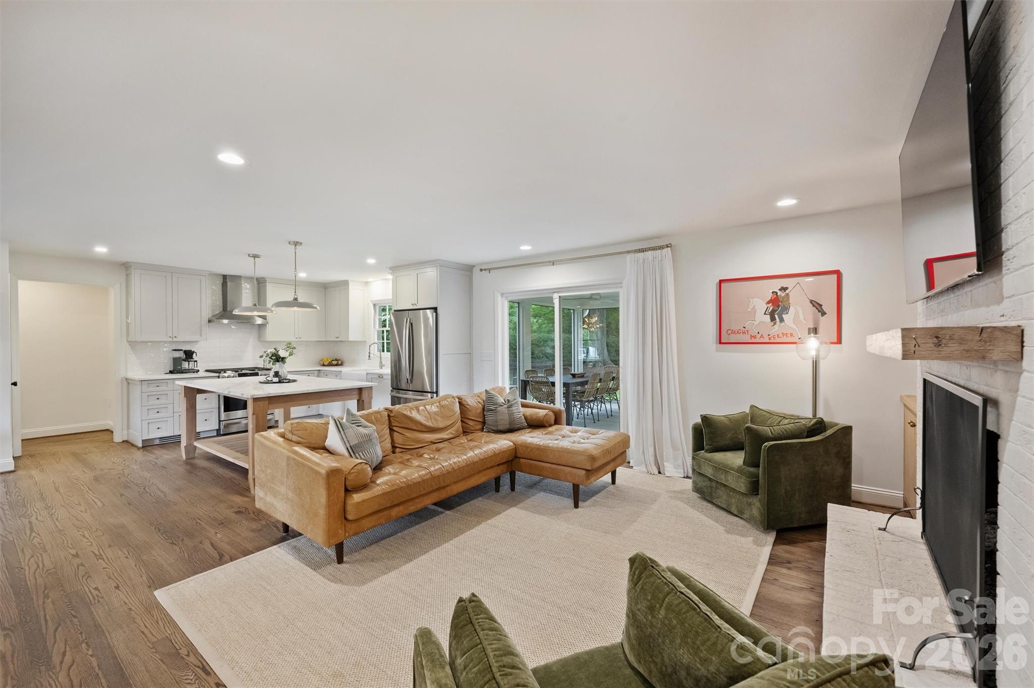 601 Lansdowne Road — Charlotte