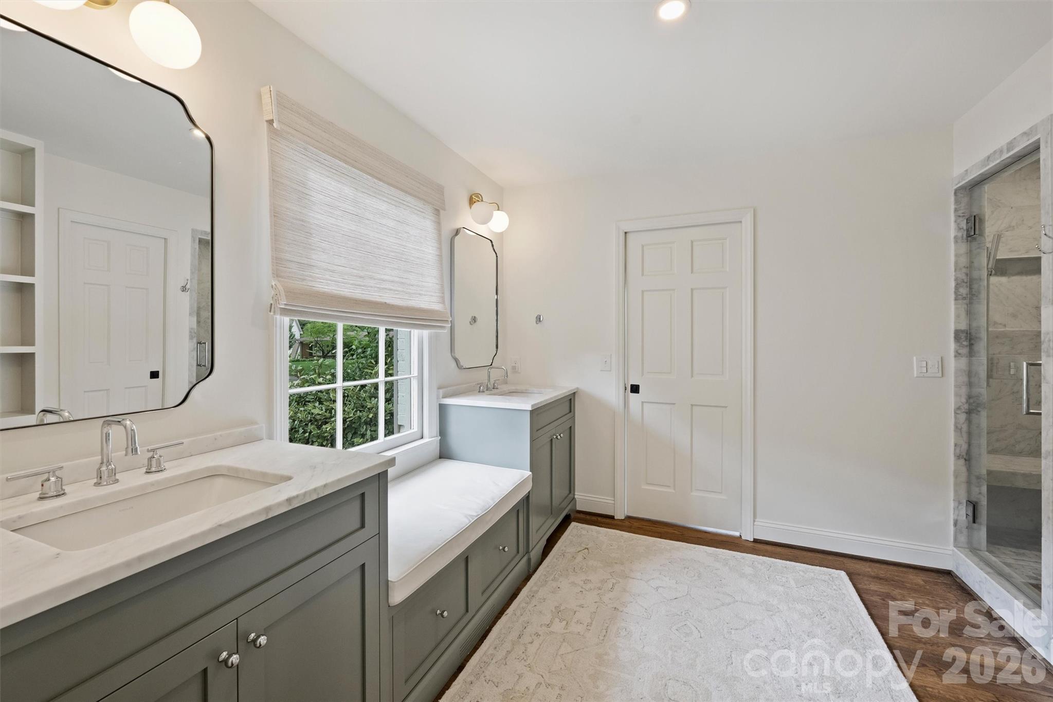 601 Lansdowne Road — Charlotte