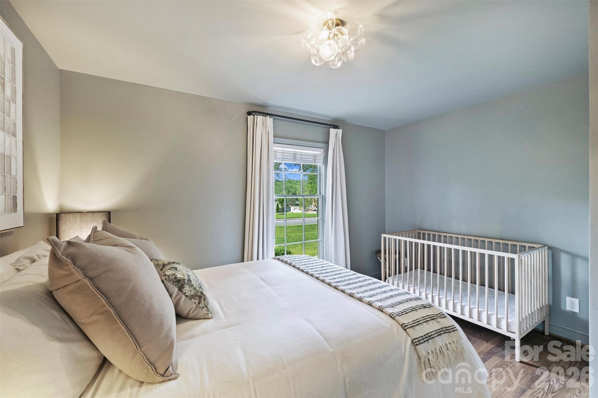 601 Lansdowne Road — Charlotte