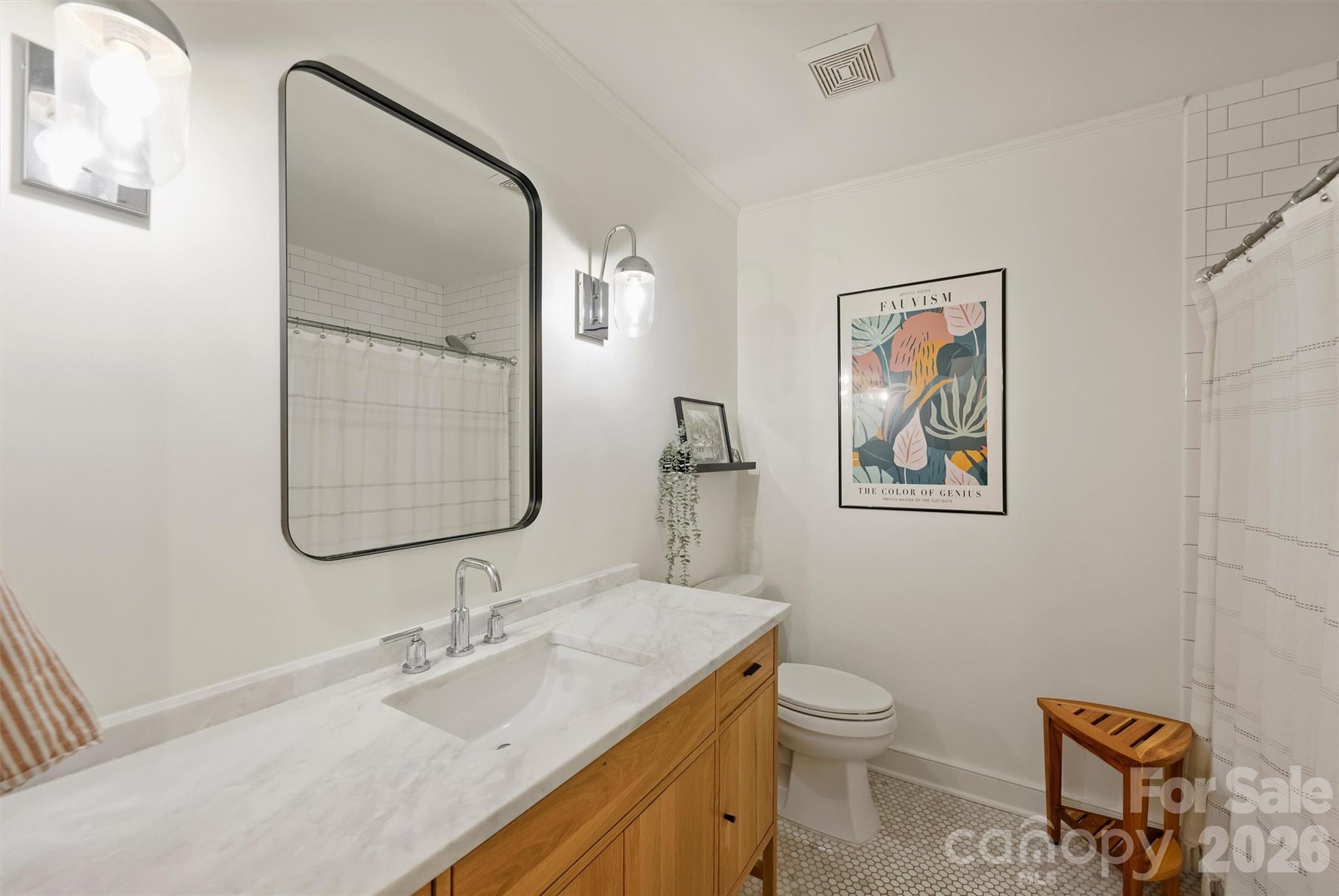 601 Lansdowne Road — Charlotte