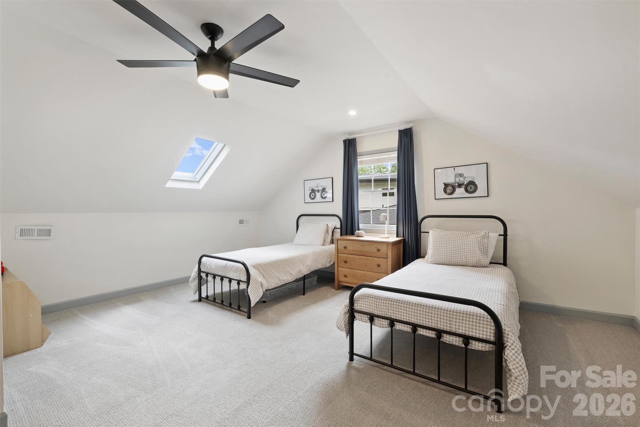 601 Lansdowne Road — Charlotte