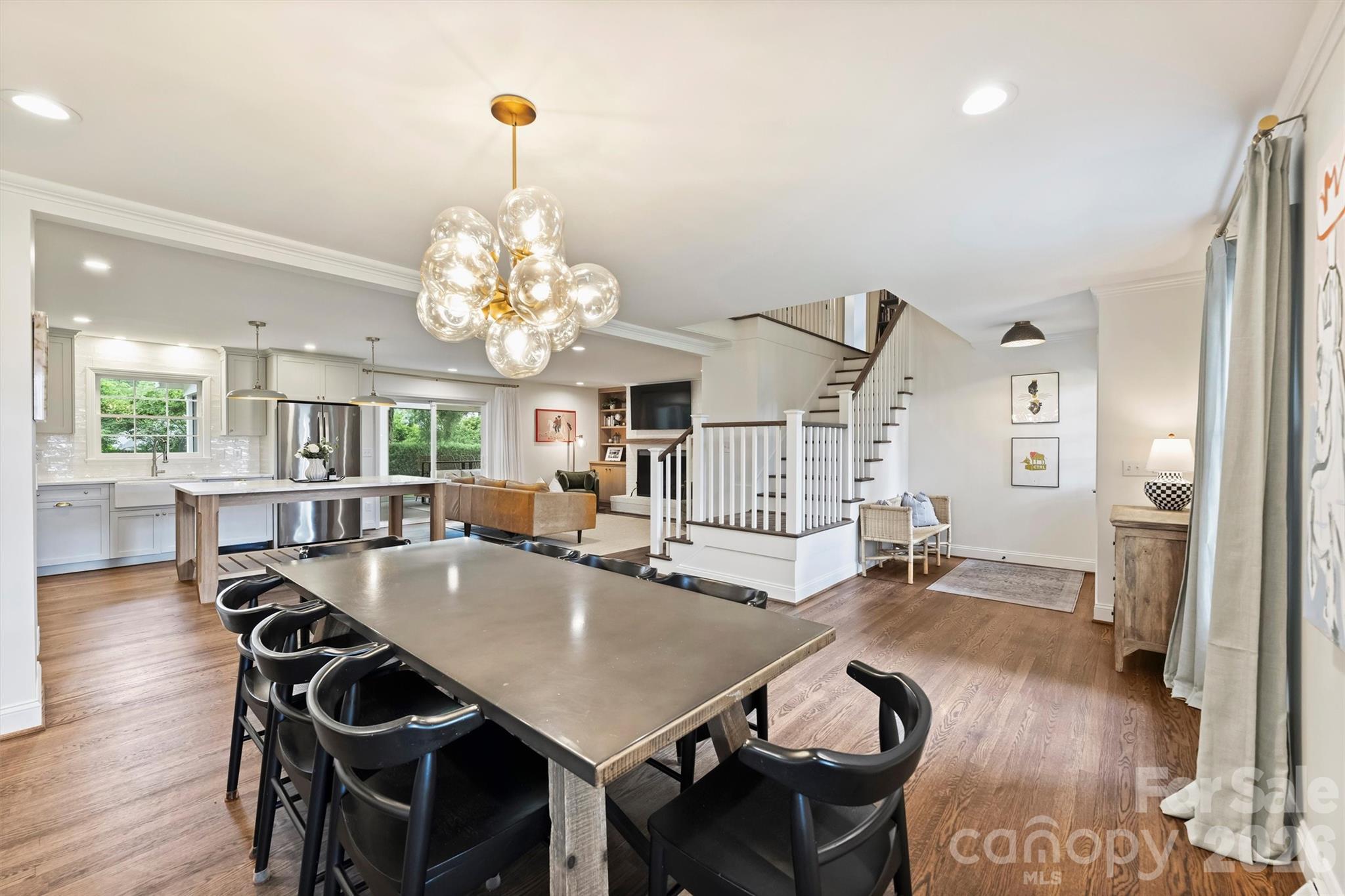 601 Lansdowne Road — Charlotte