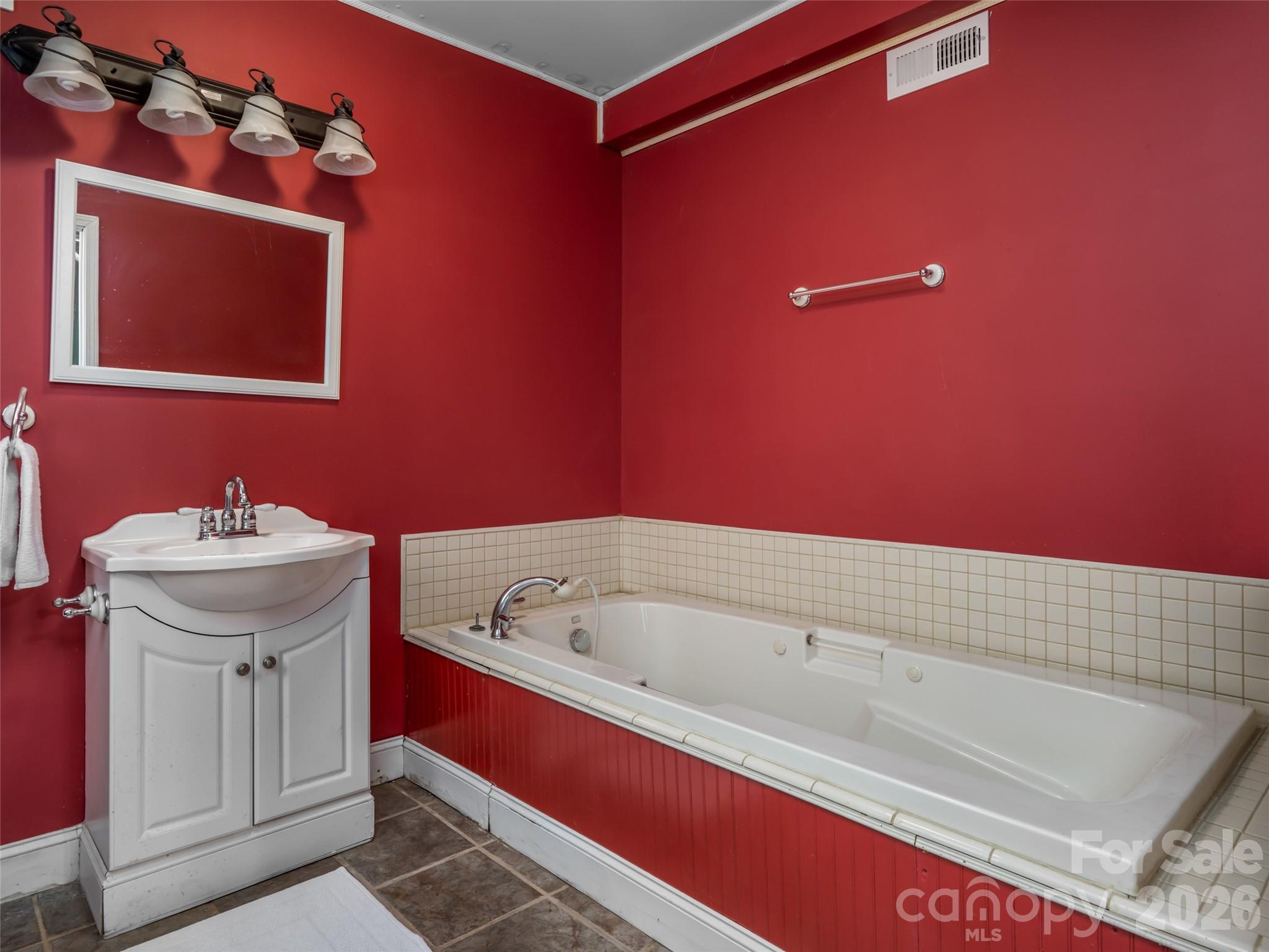 9 Coquina Lane — Leicester