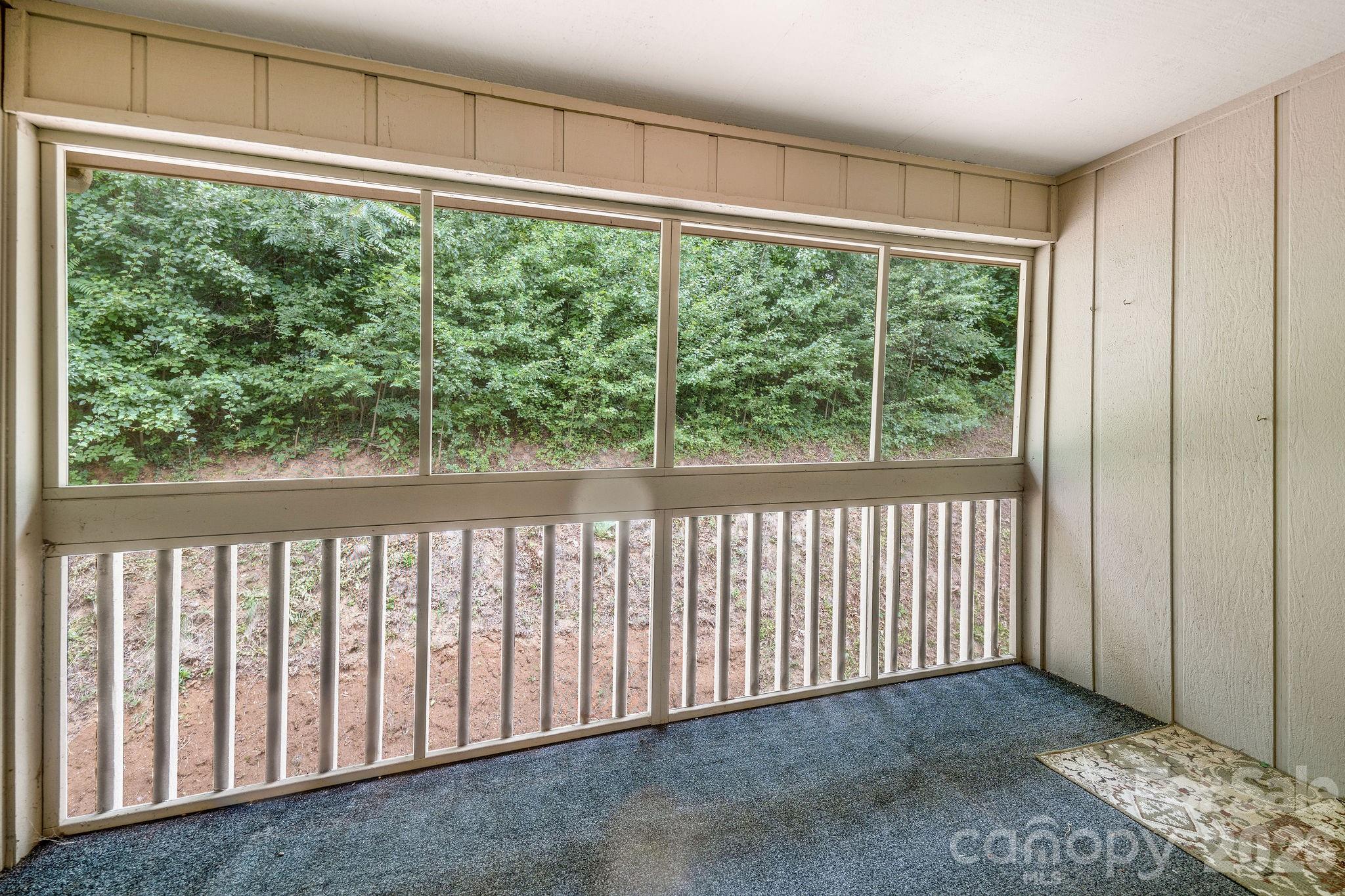 2604 Vineyard Boulevard — Asheville