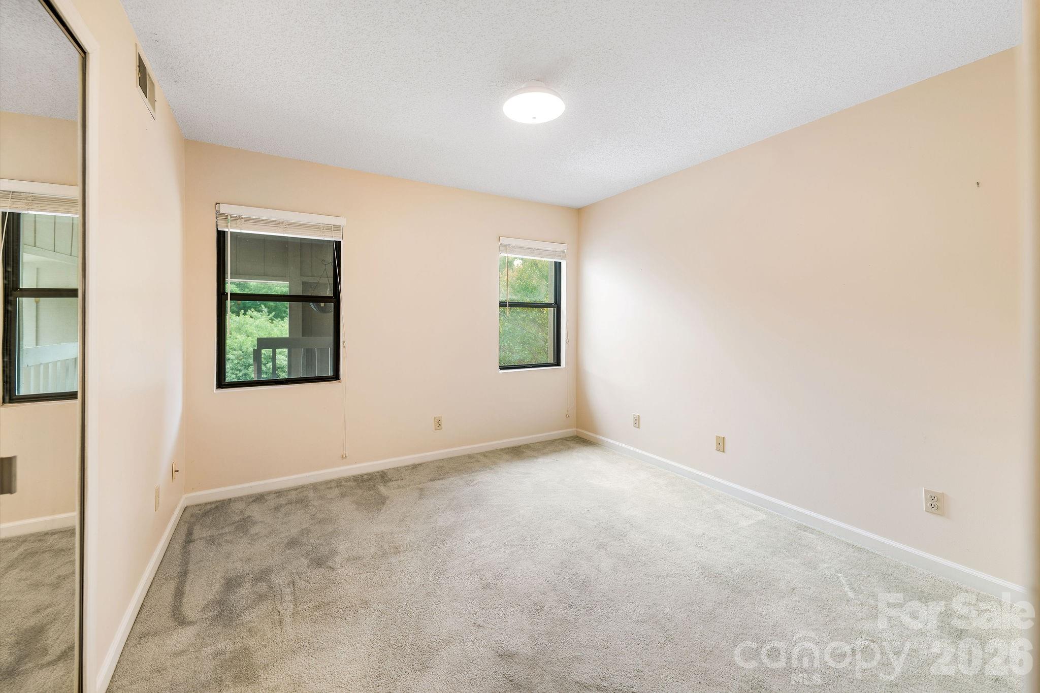 2604 Vineyard Boulevard — Asheville