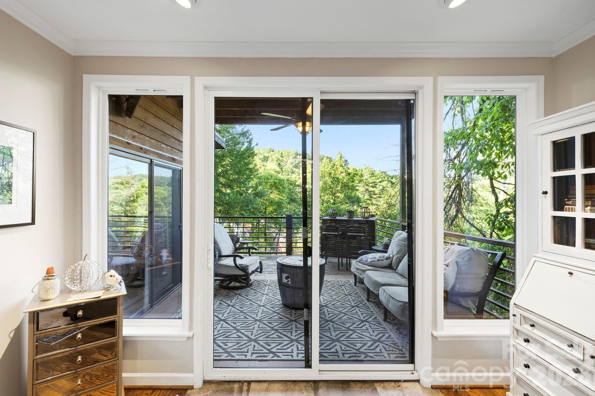 30 Lower Tanglewood Road E #2 — Lake Toxaway