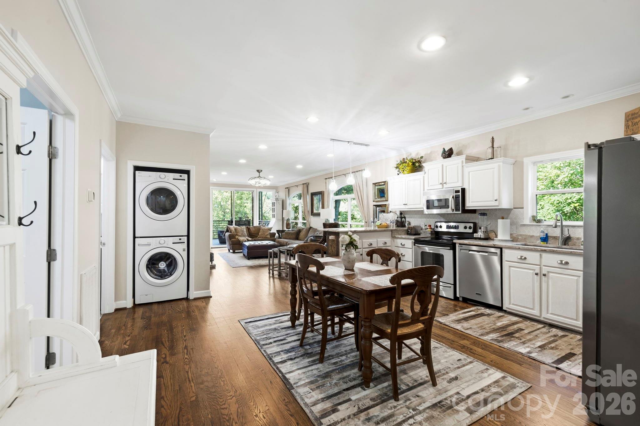 30 Lower Tanglewood Road E #2 — Lake Toxaway