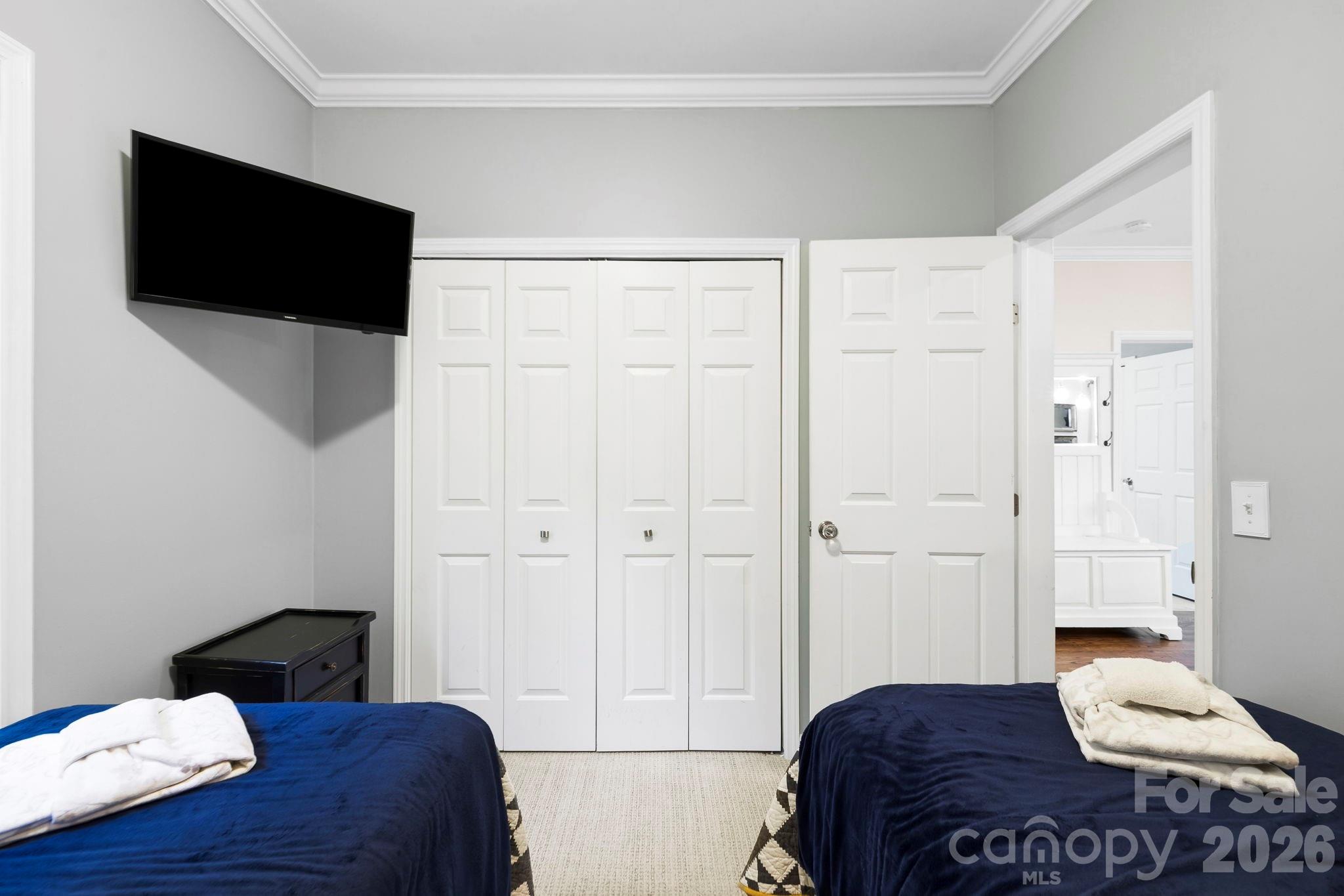 30 Lower Tanglewood Road E #2 — Lake Toxaway