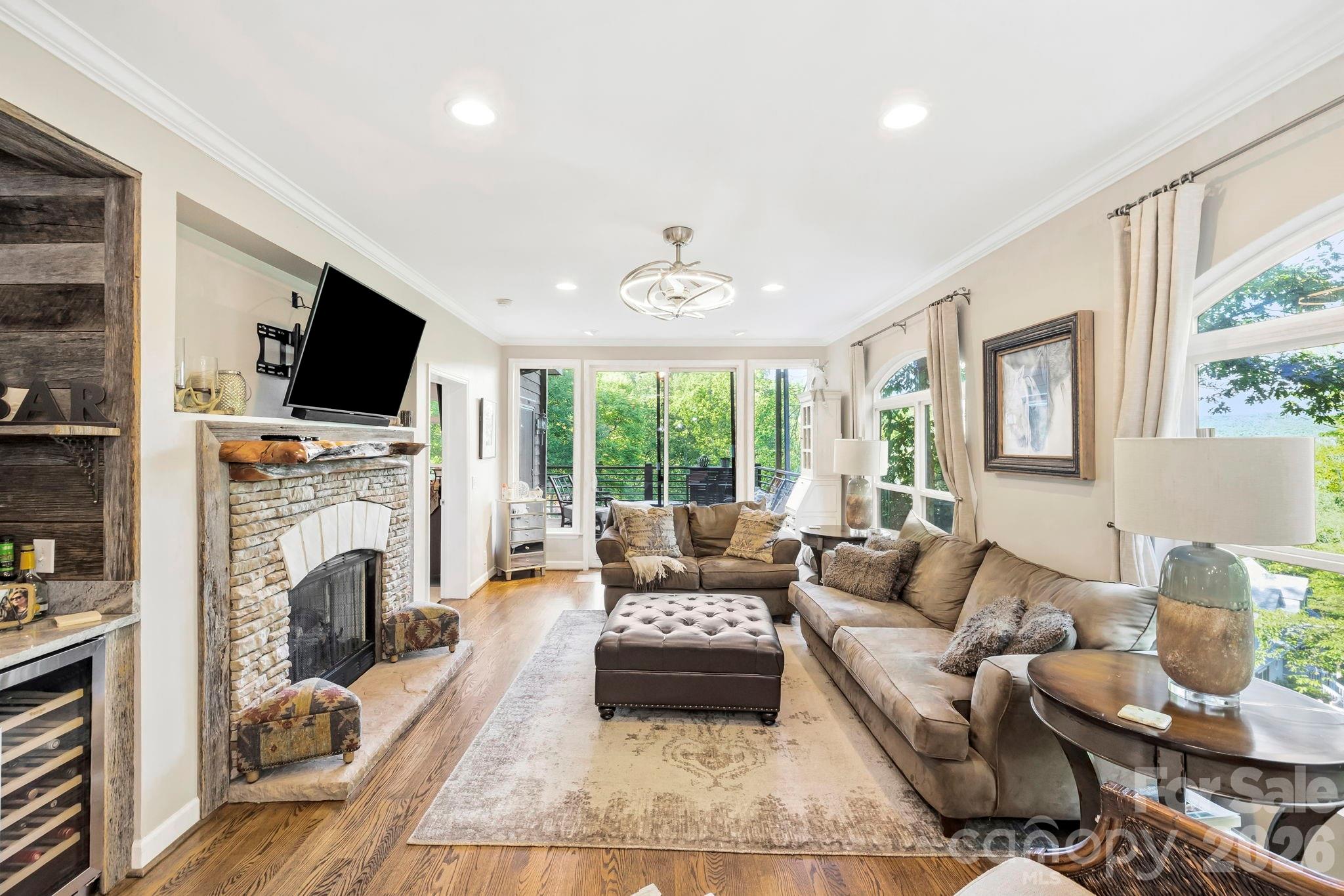 30 Lower Tanglewood Road E #2 — Lake Toxaway
