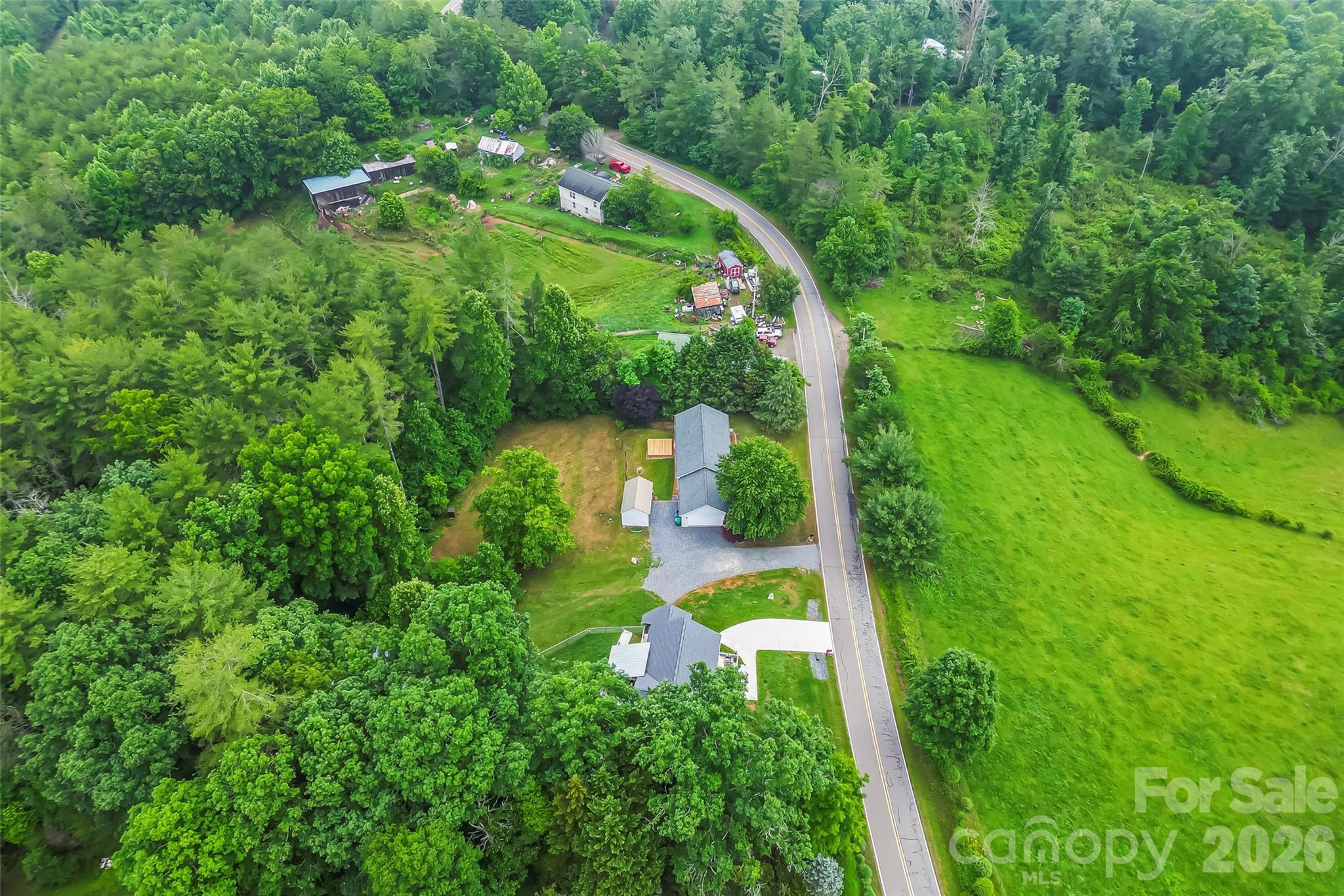 2610 Bear Creek Road — Marshall