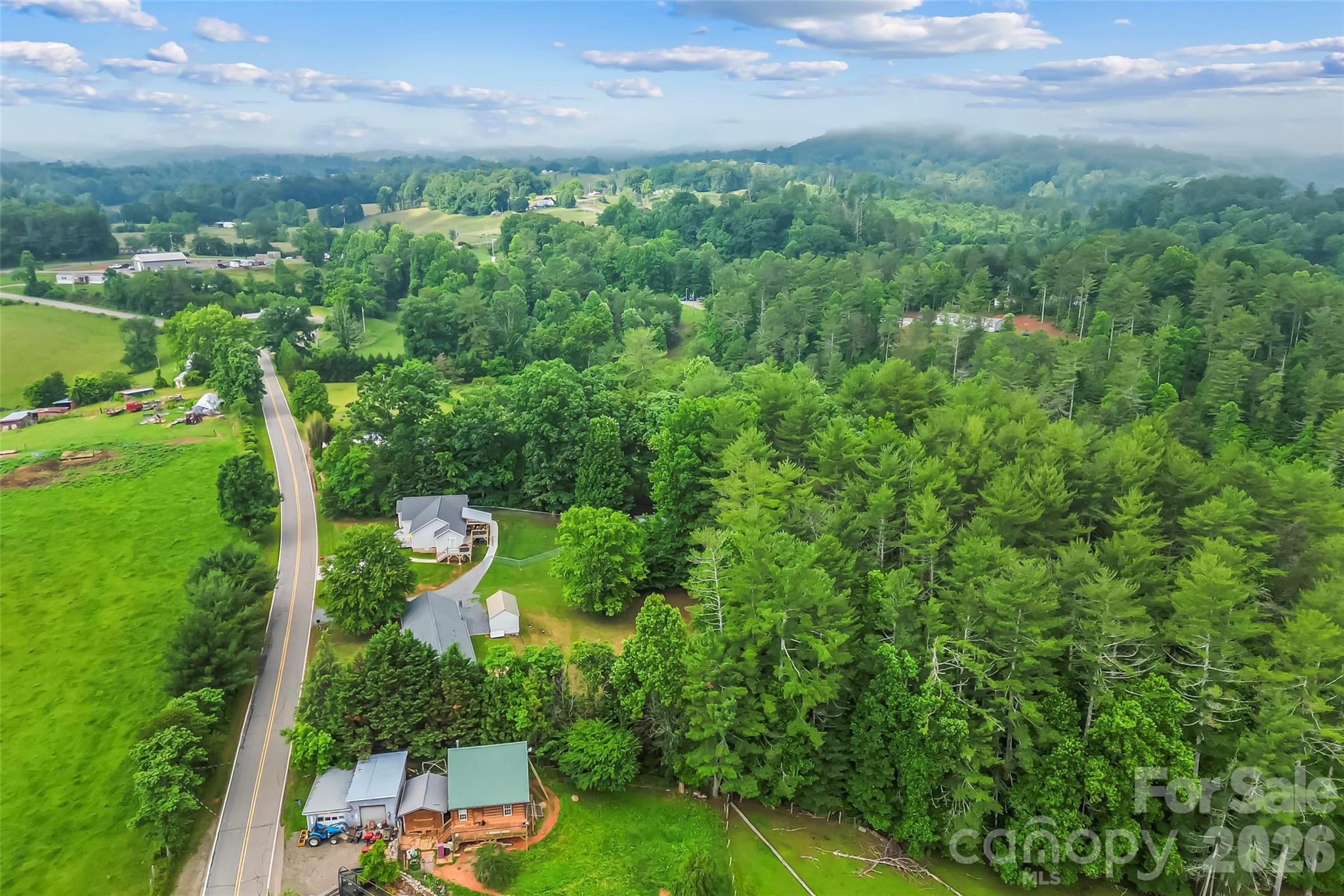 2610 Bear Creek Road — Marshall