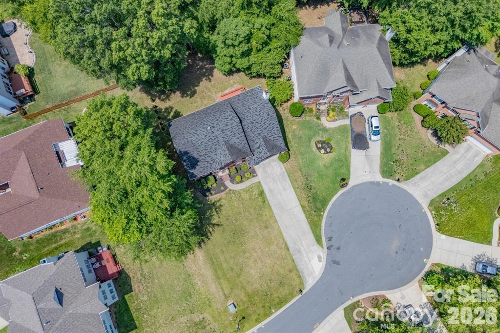 11005 Chilcomb Court — Charlotte