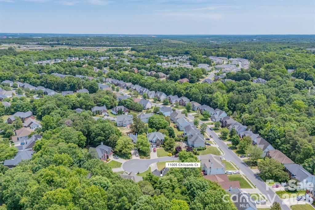 11005 Chilcomb Court — Charlotte