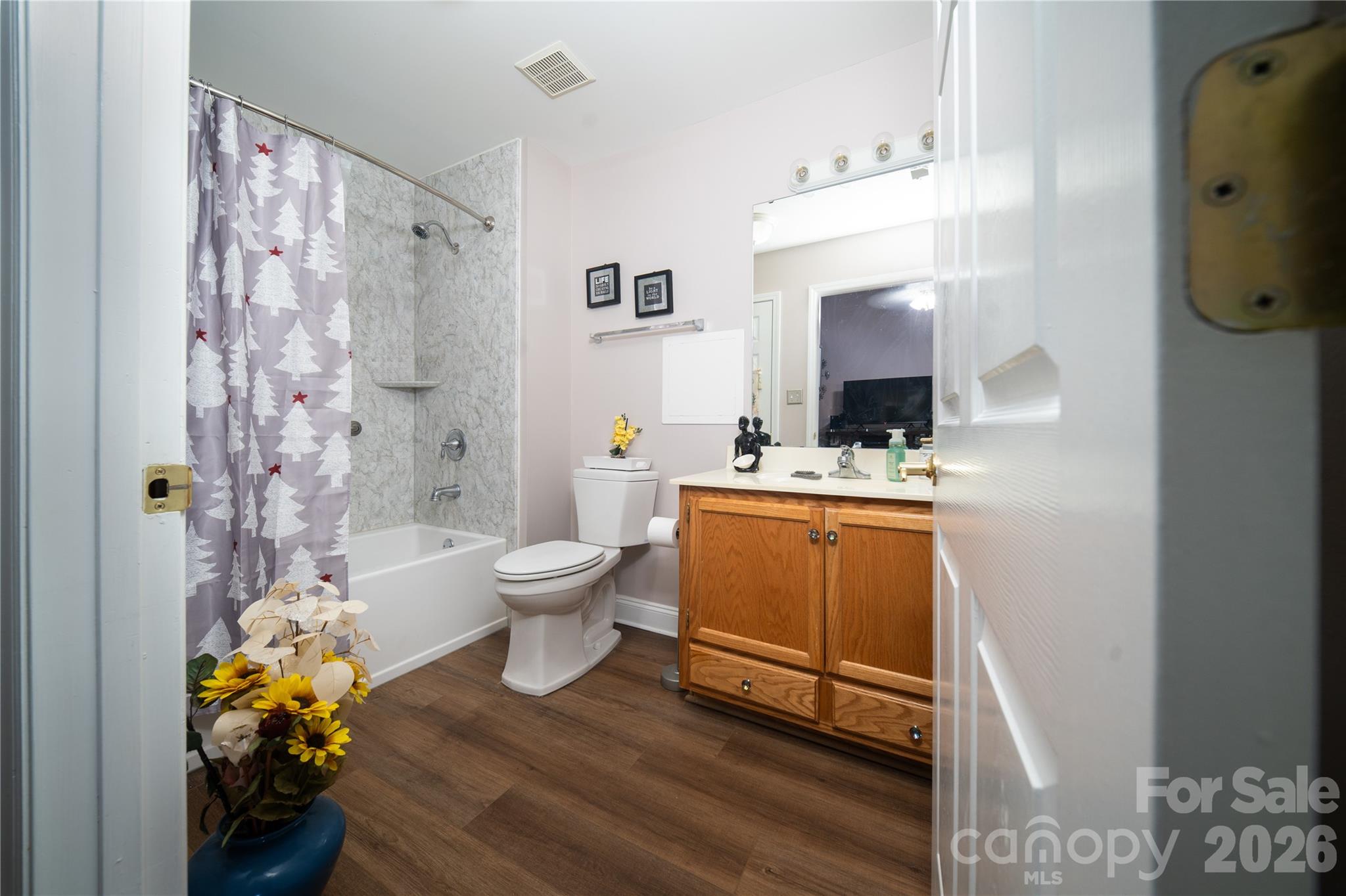 5005 Roseboro Court #C — Lowell