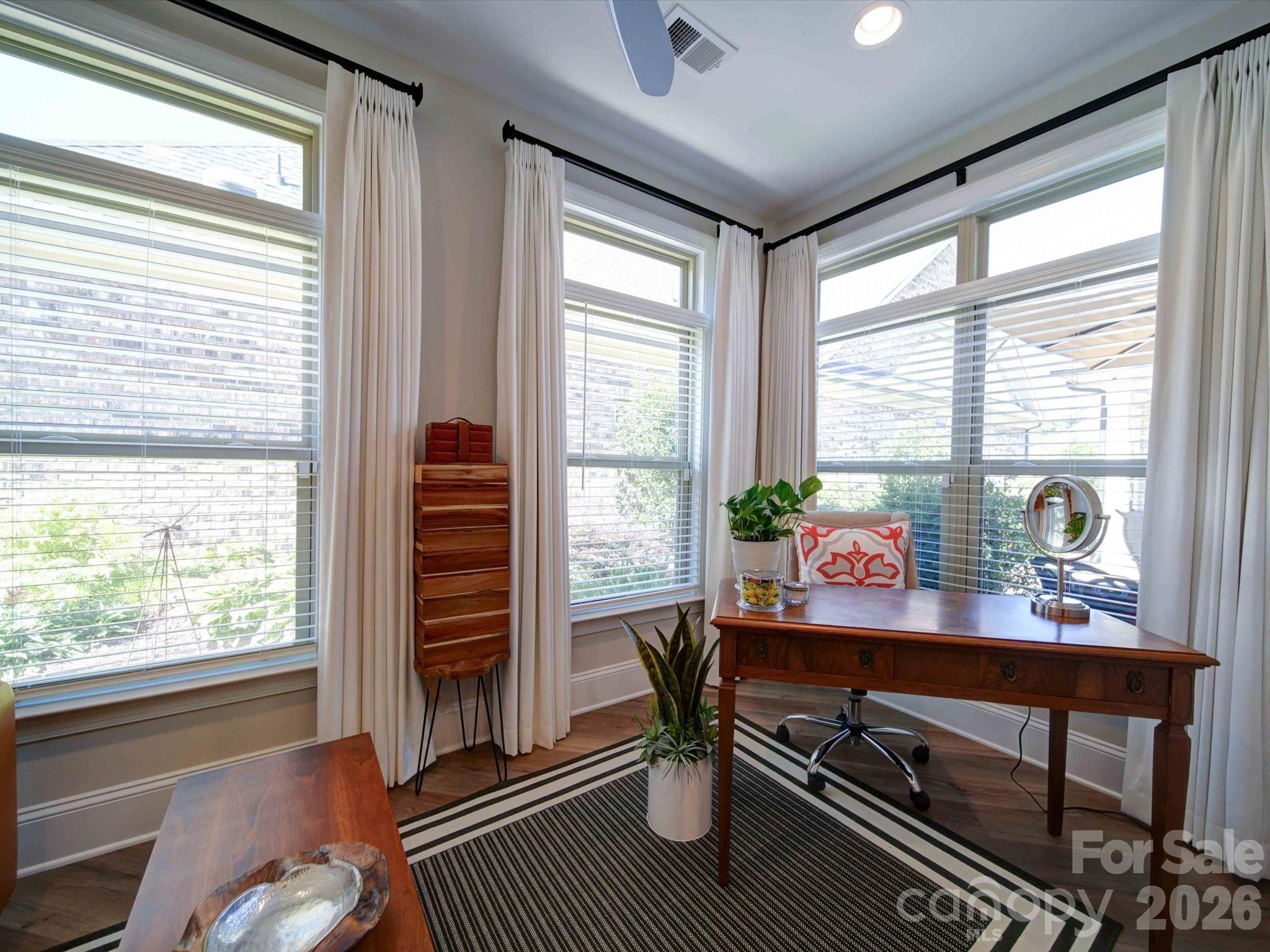5218 Courtyard Lane — Belmont
