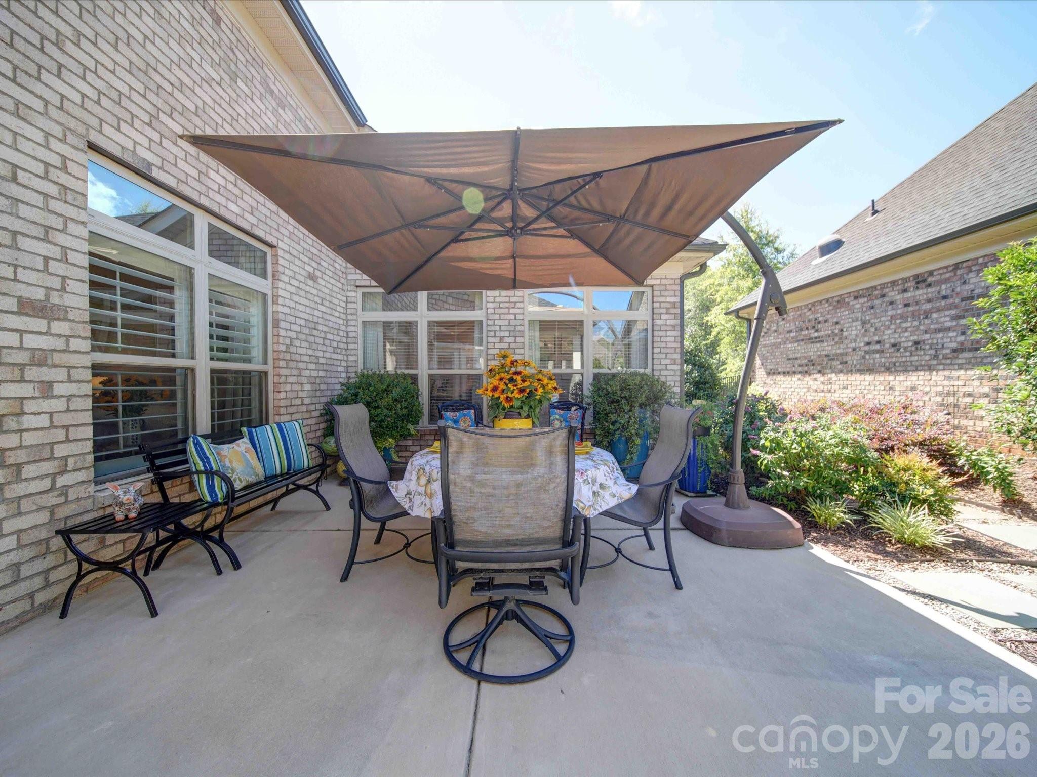 5218 Courtyard Lane — Belmont