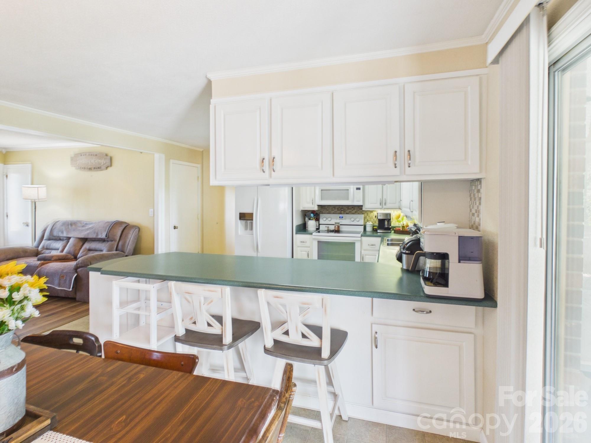 19 Pinecrest Court — Taylorsville