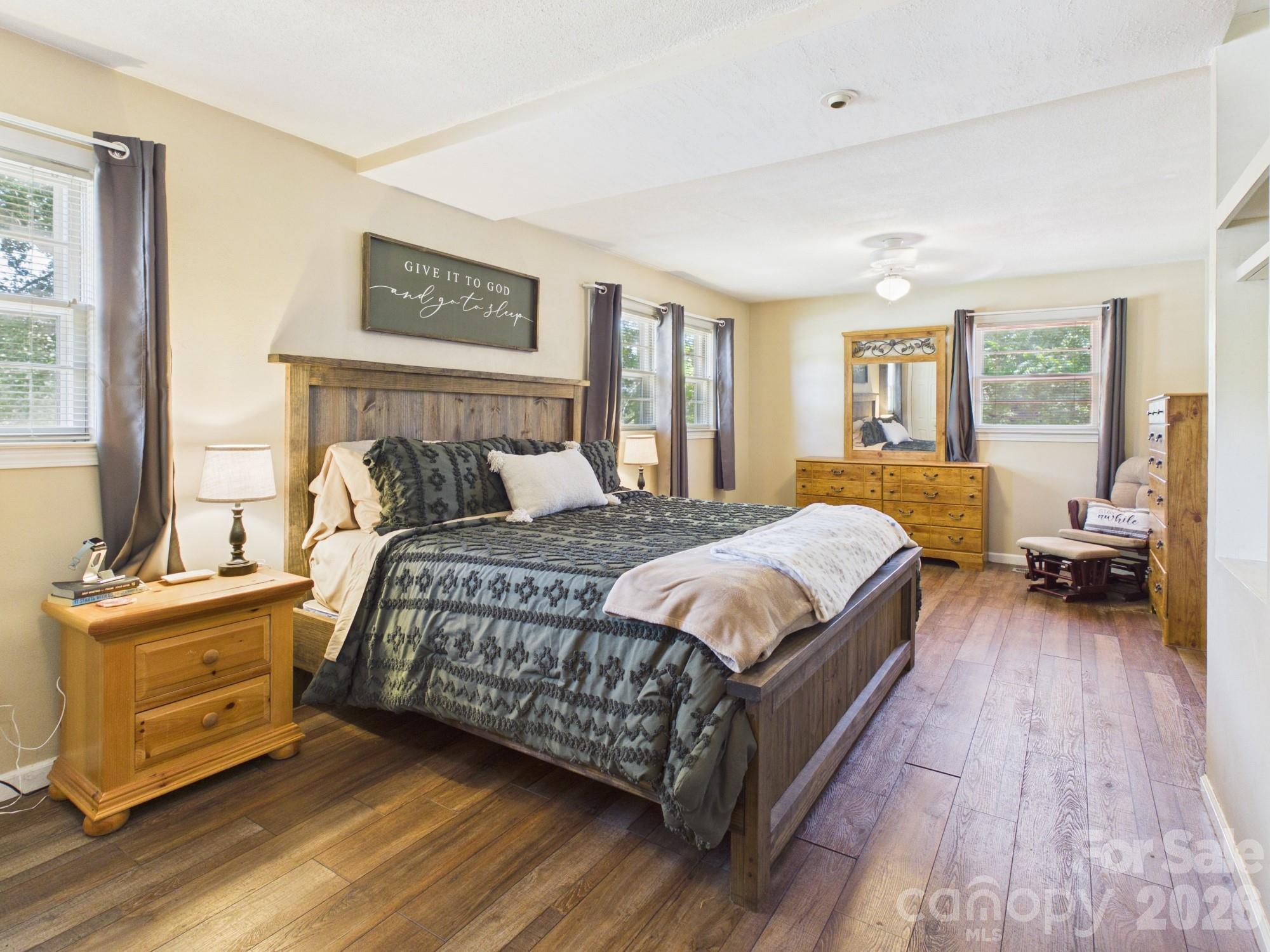 19 Pinecrest Court — Taylorsville