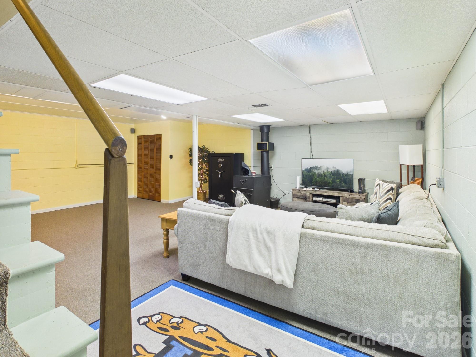 19 Pinecrest Court — Taylorsville
