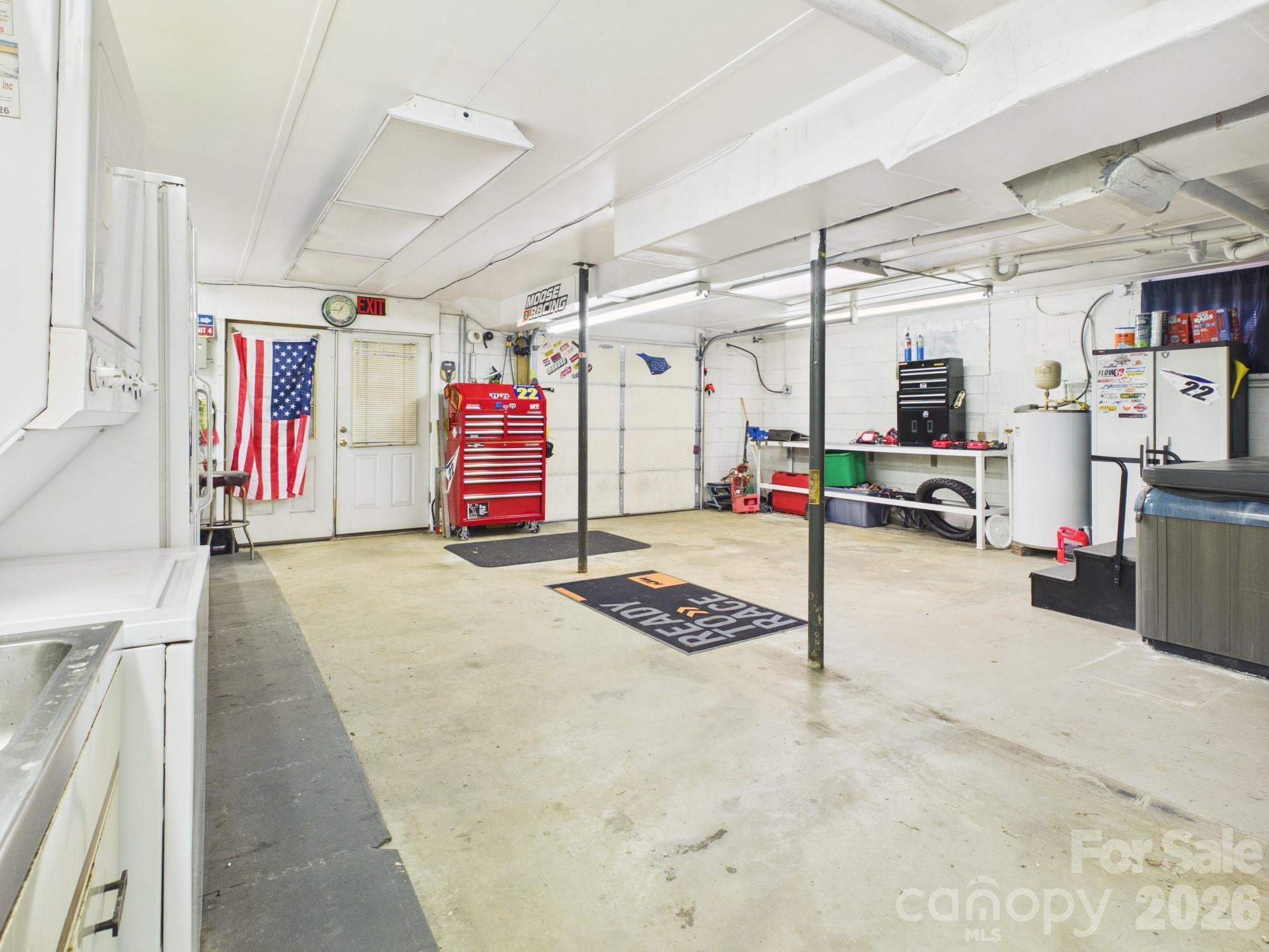 19 Pinecrest Court — Taylorsville