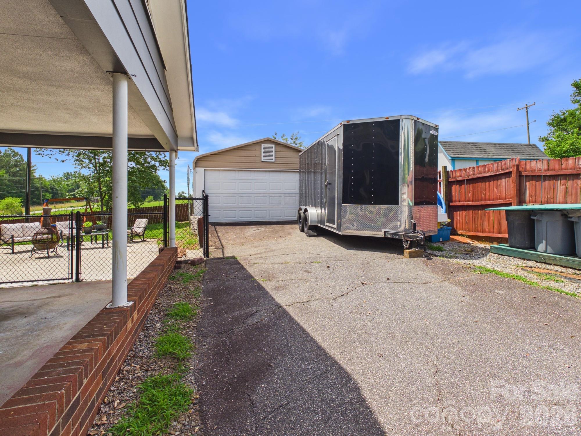 19 Pinecrest Court — Taylorsville