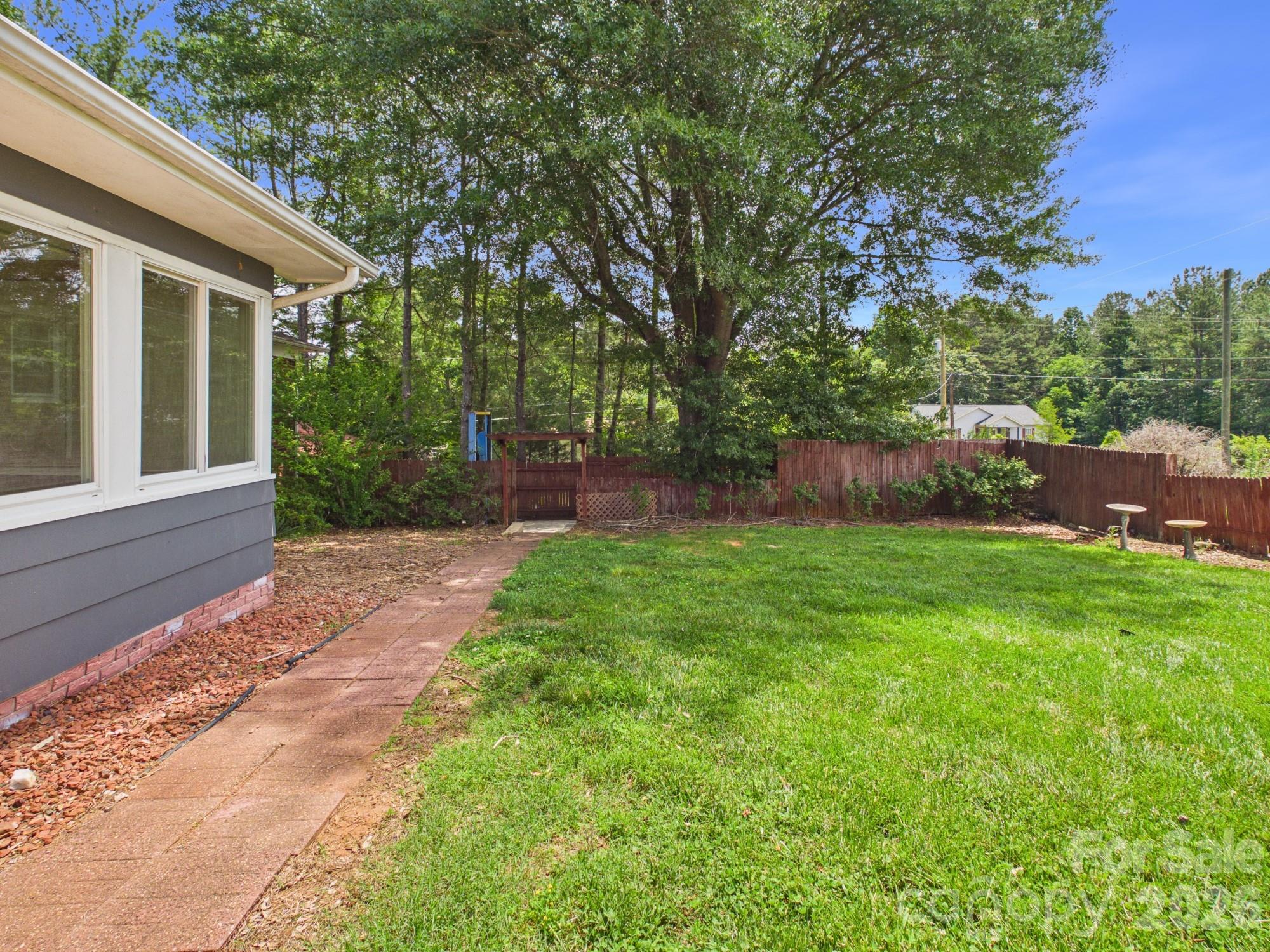 19 Pinecrest Court — Taylorsville