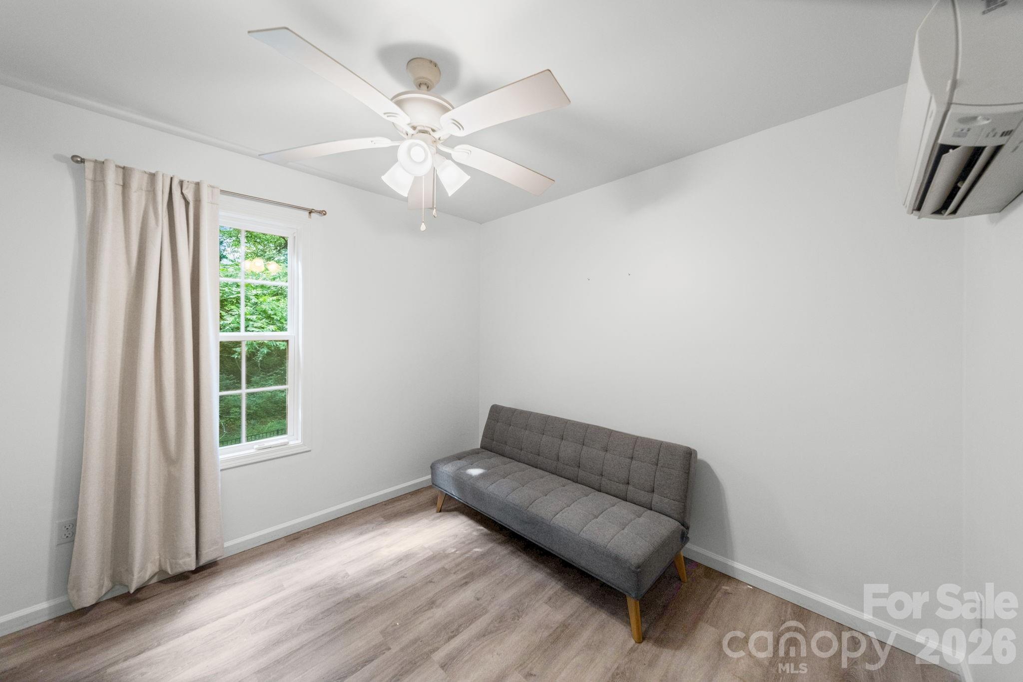 308 E 10th Street — Oakboro