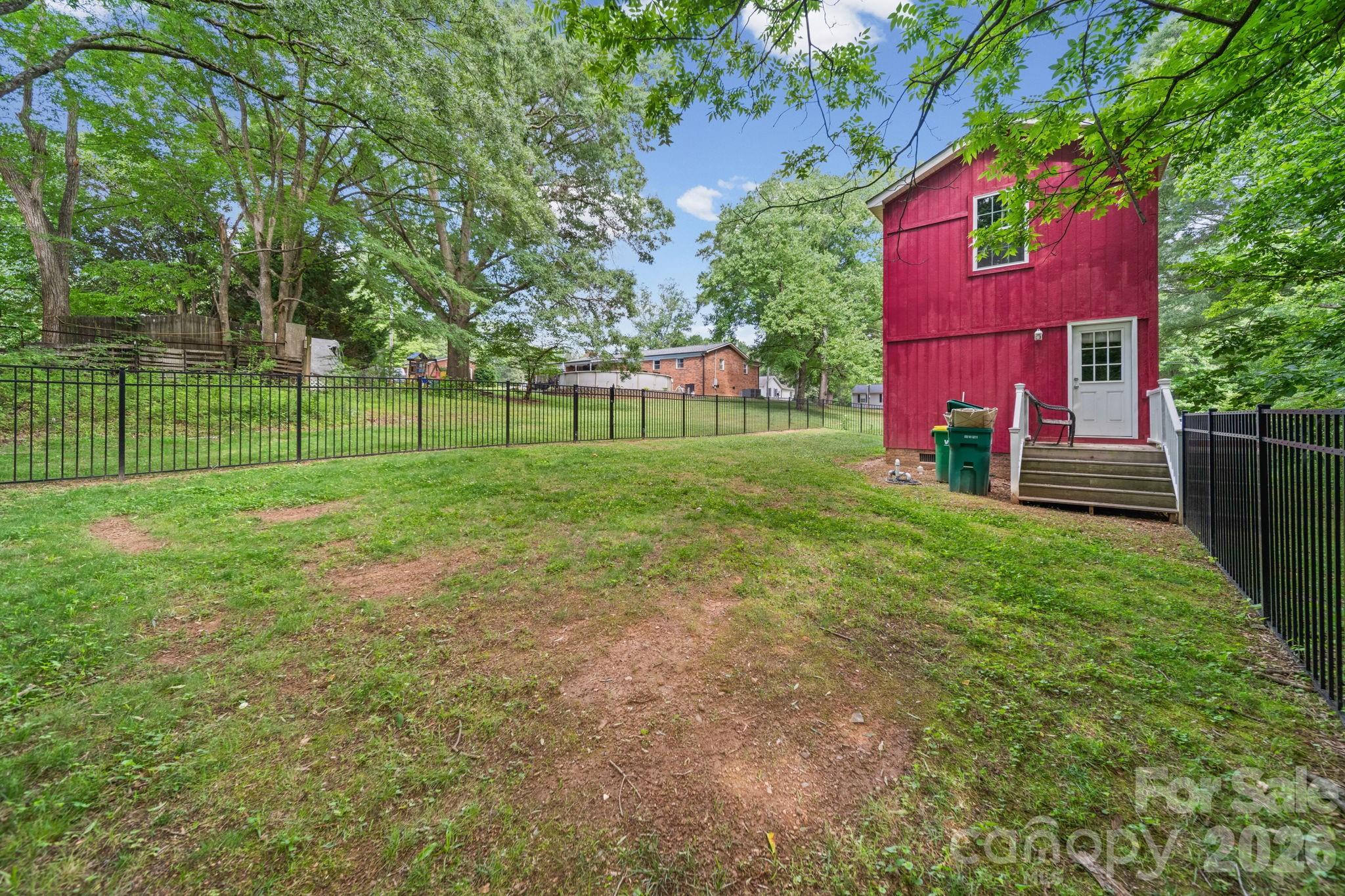 308 E 10th Street — Oakboro