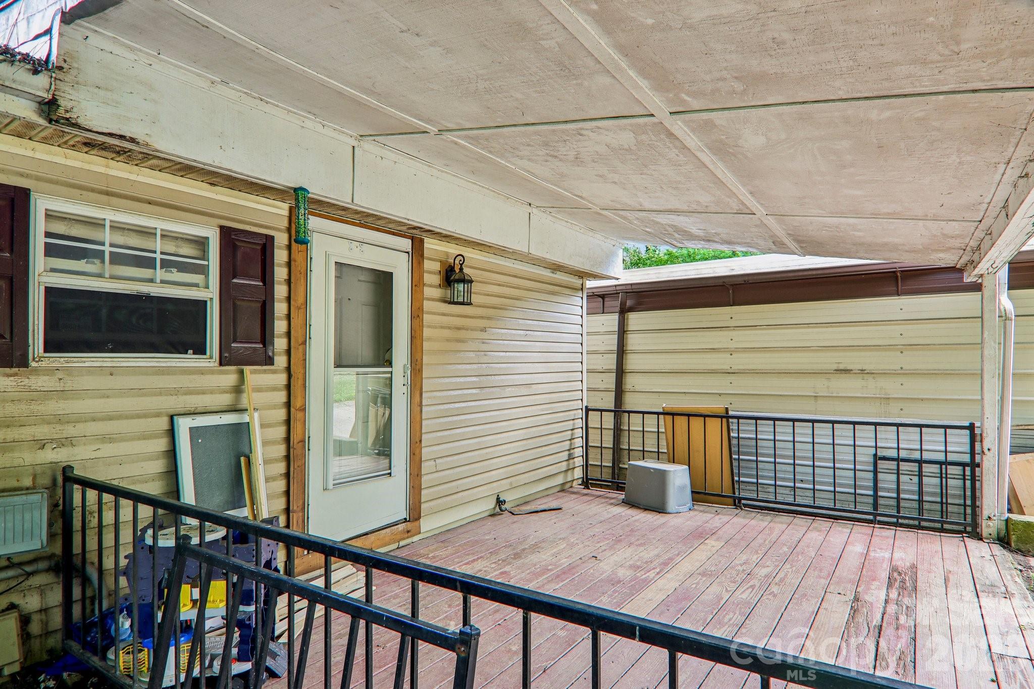 19 Dot Street — Clyde