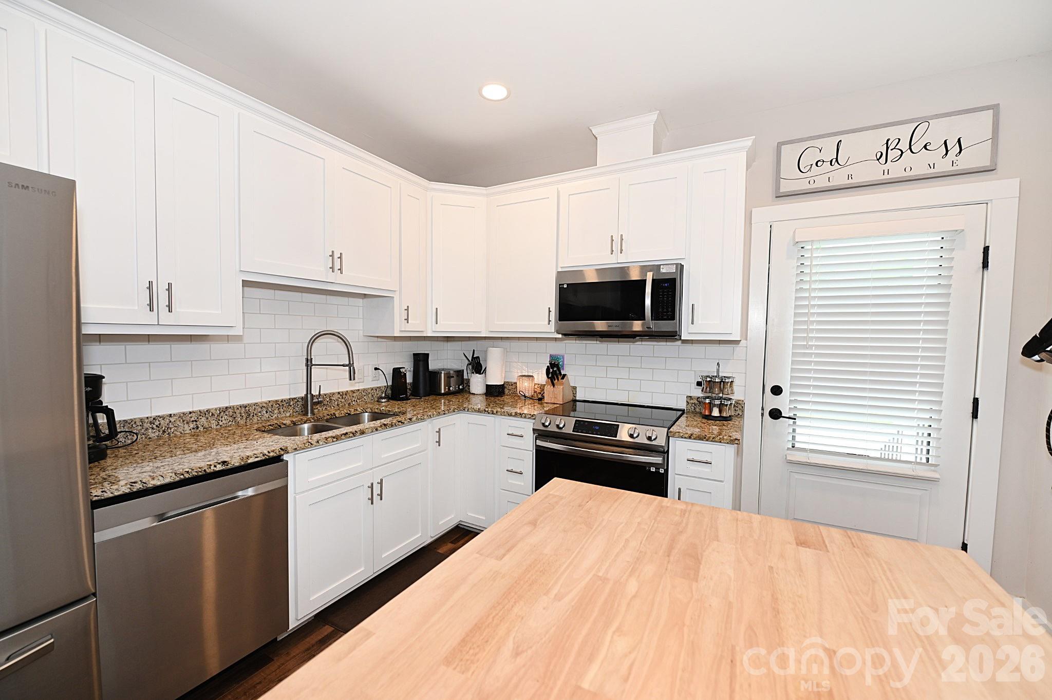 28 Cottage Court — Granite Falls