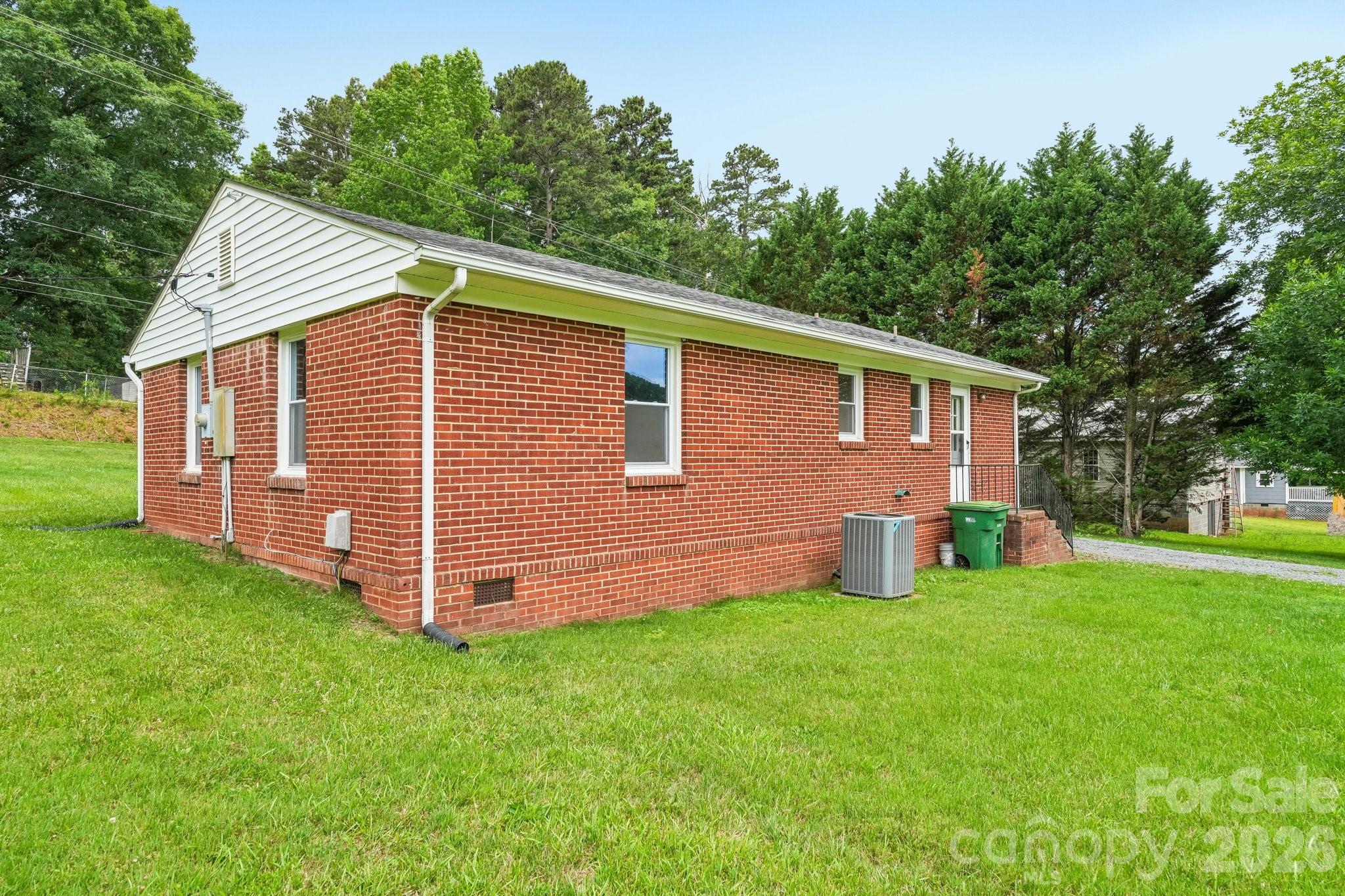 435 Parker Circle — Norwood