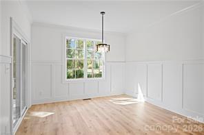 109 Frost Road — Advance