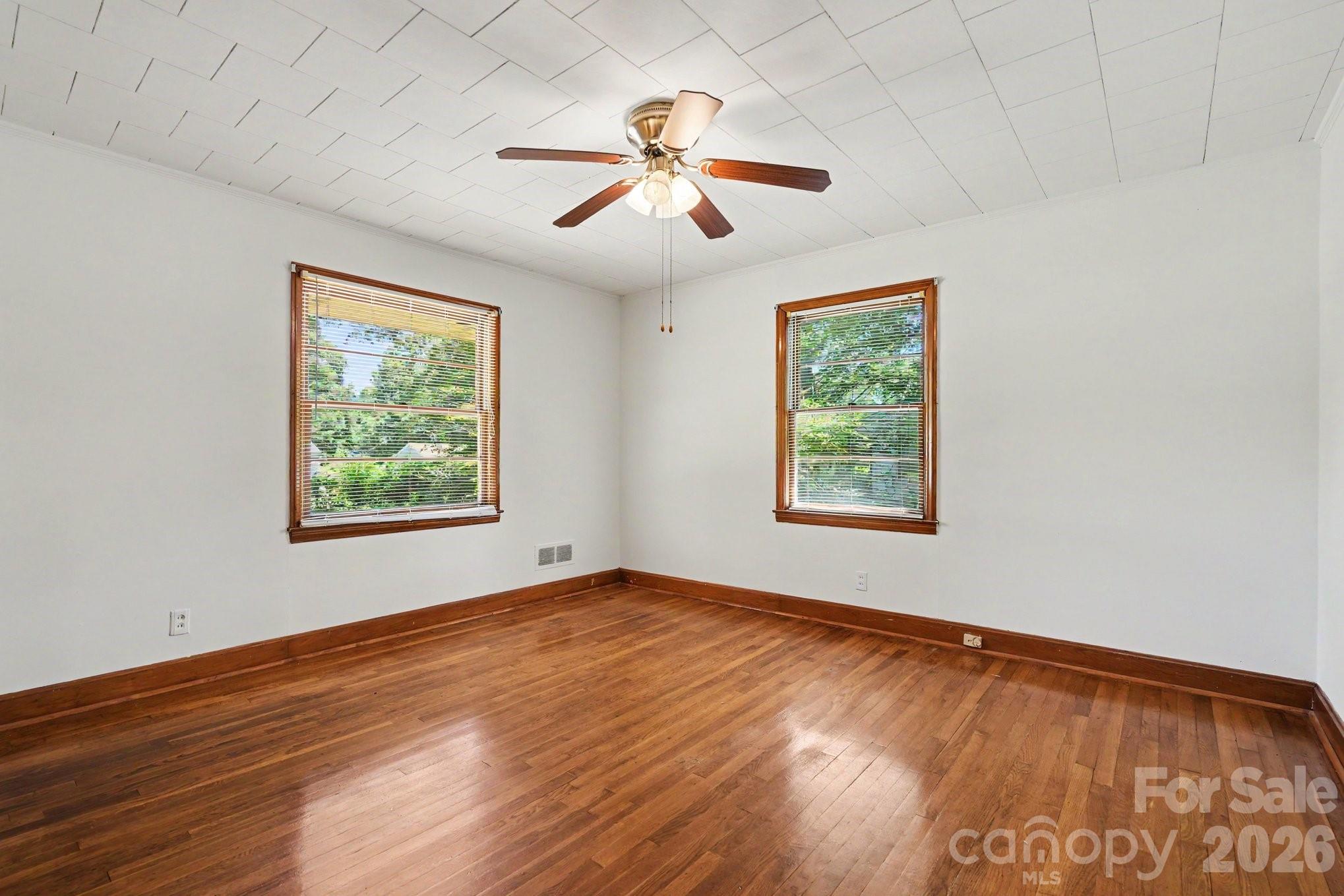 211 White Street — Gastonia