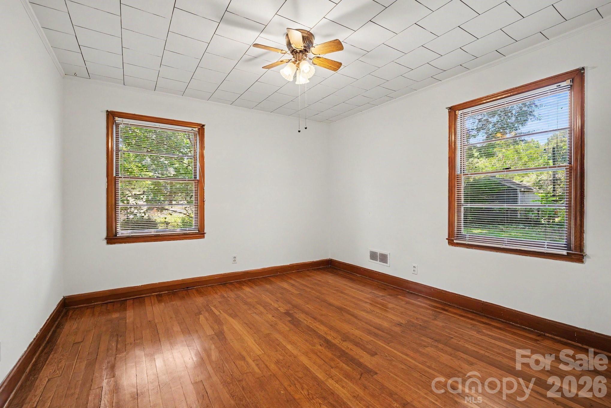 211 White Street — Gastonia