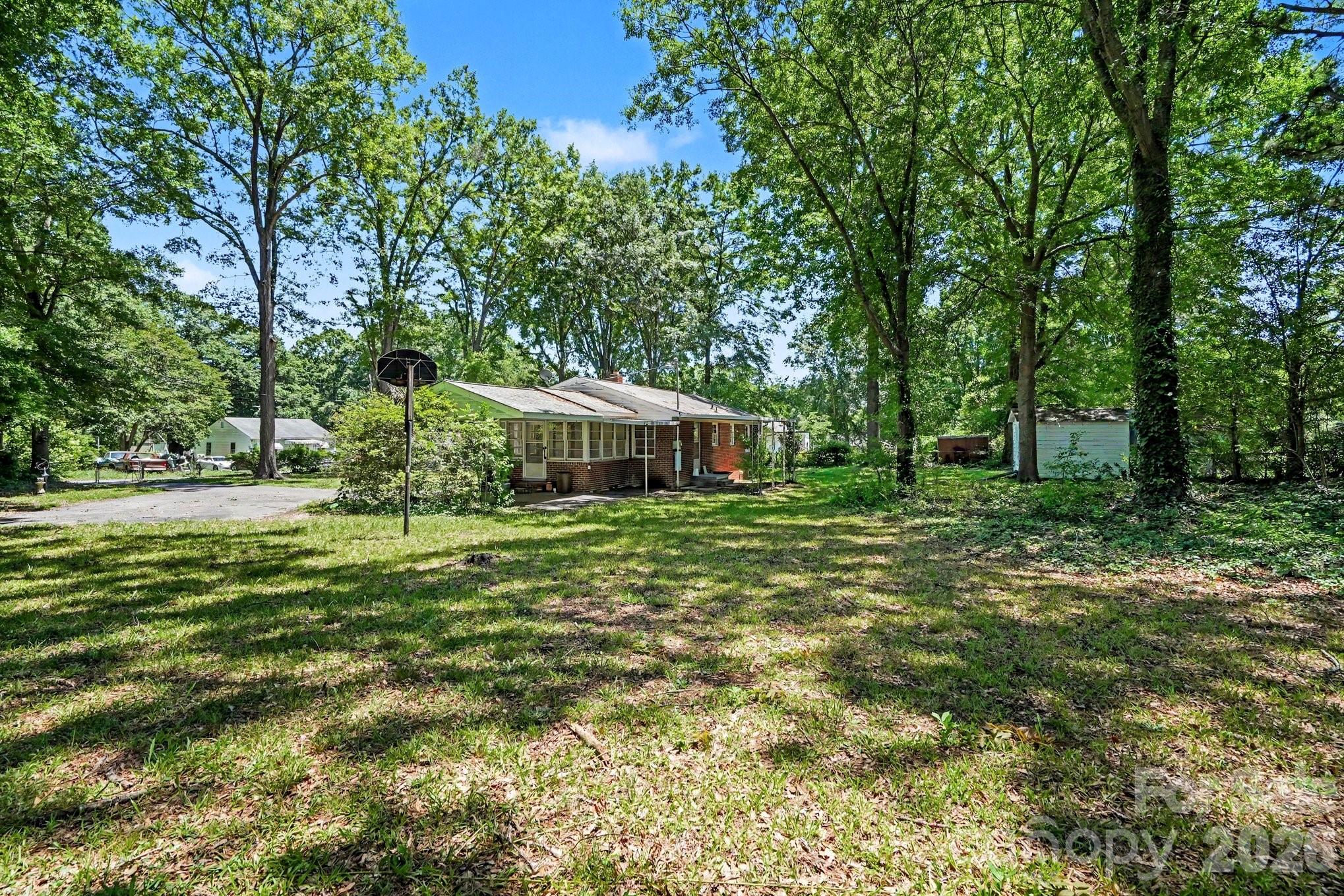 211 White Street — Gastonia