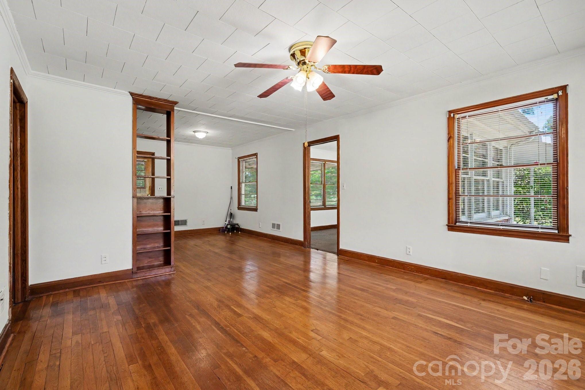211 White Street — Gastonia